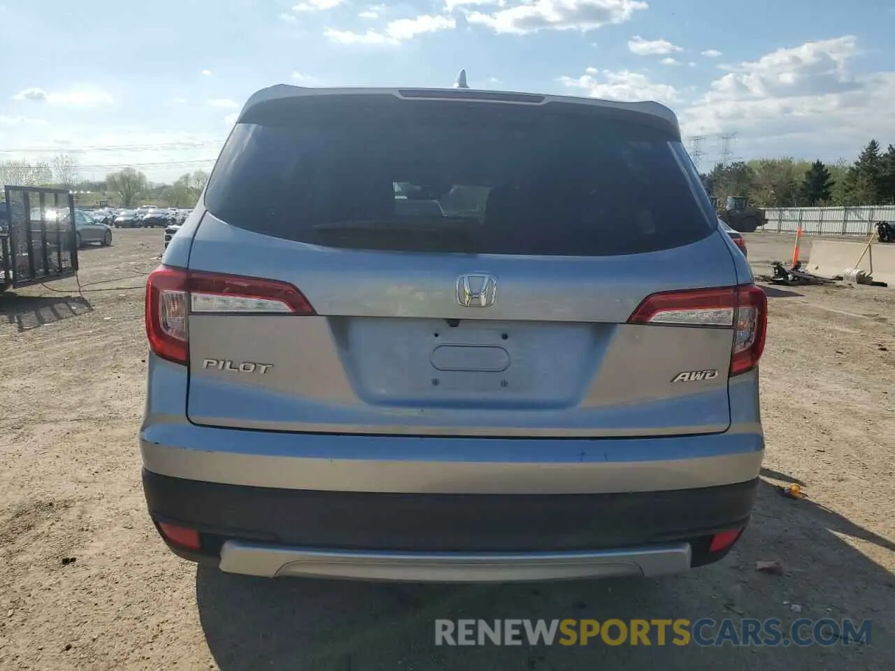6 Photograph of a damaged car 5FNYF6H56KB097889 HONDA PILOT 2019