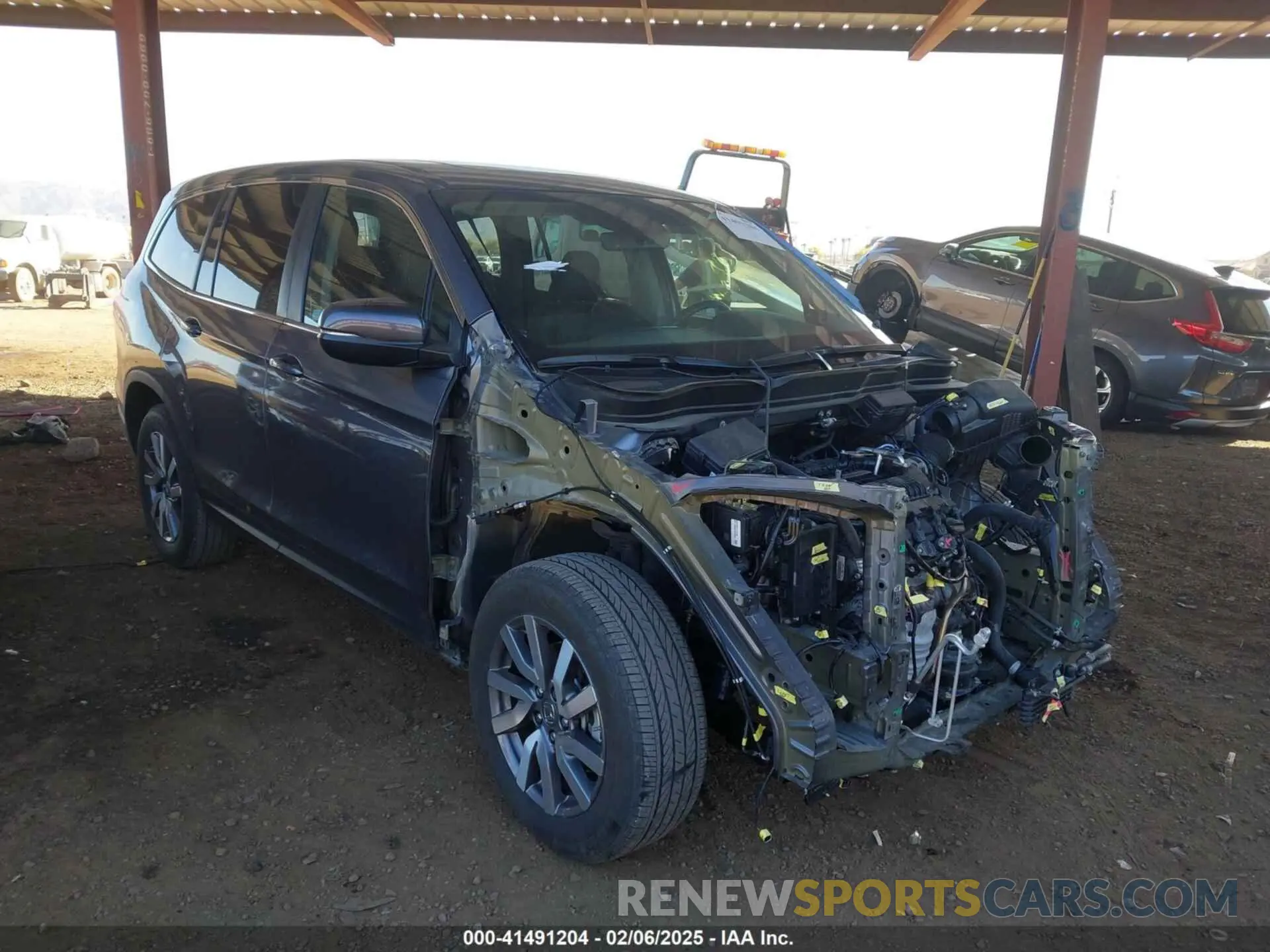 1 Photograph of a damaged car 5FNYF6H56KB099156 HONDA PILOT 2019