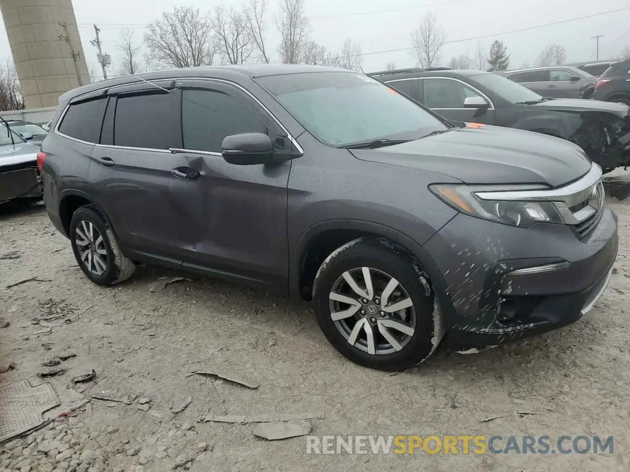 4 Photograph of a damaged car 5FNYF6H57KB045915 HONDA PILOT 2019