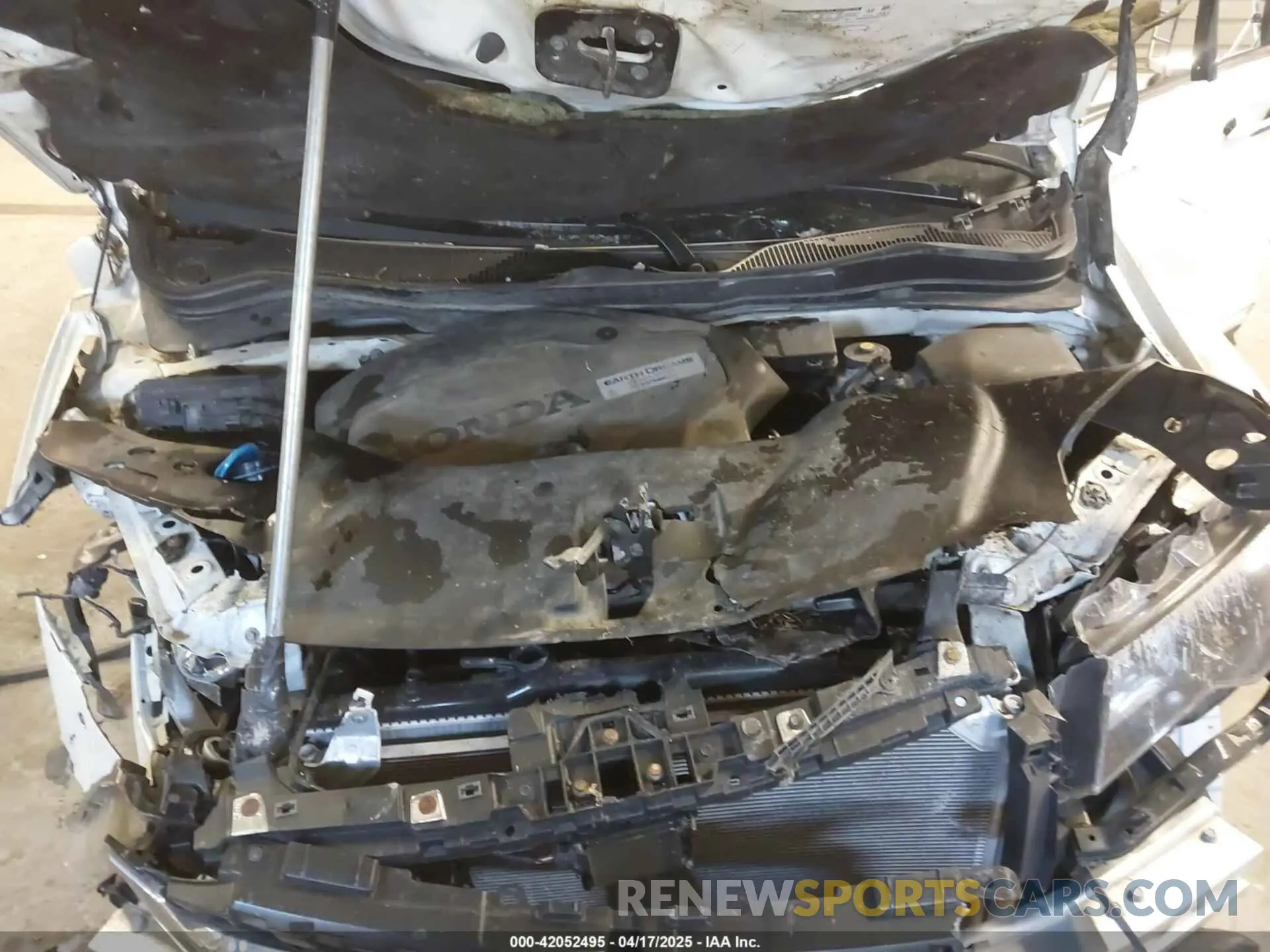 10 Photograph of a damaged car 5FNYF6H57KB050130 HONDA PILOT 2019
