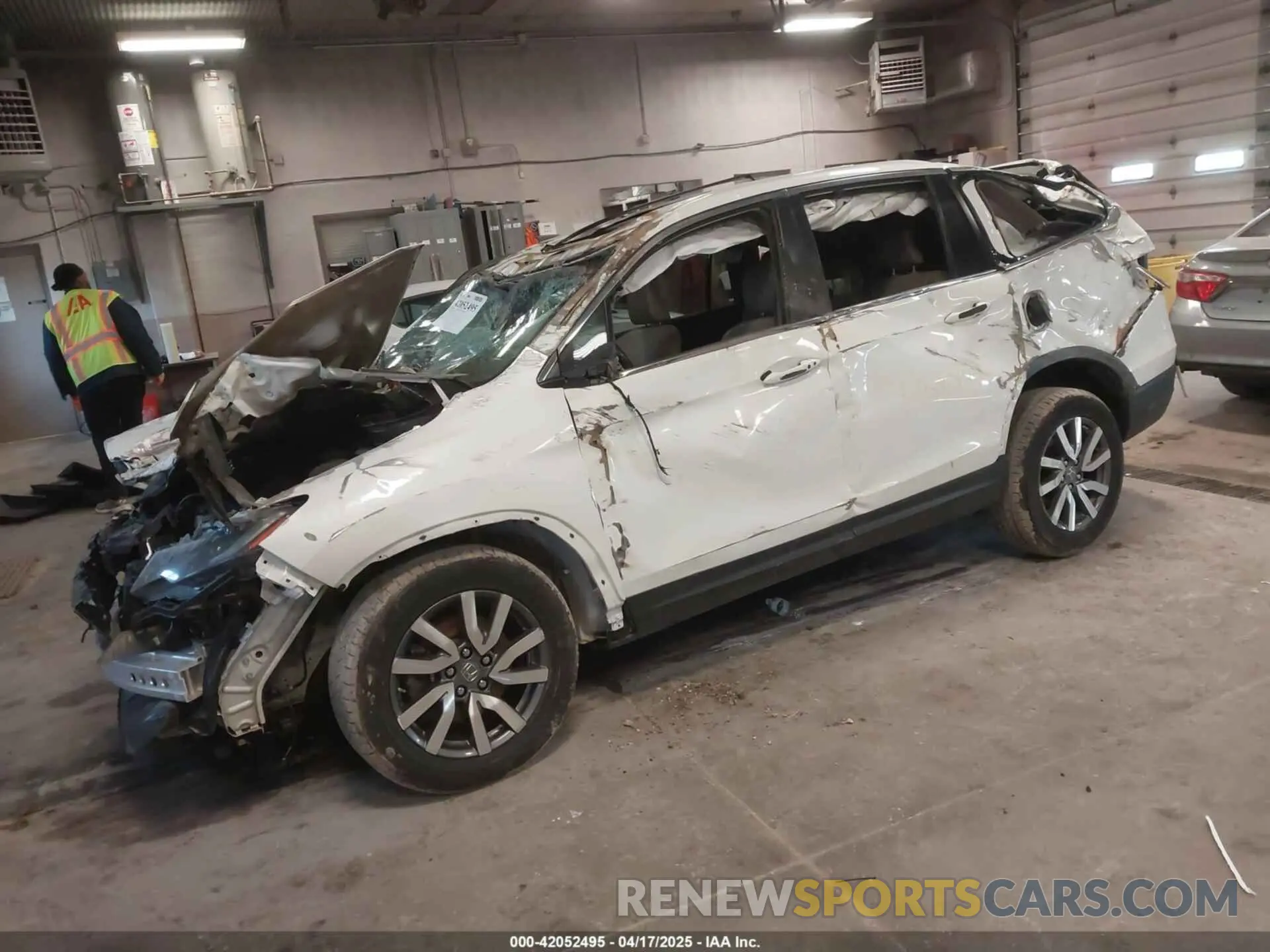 2 Photograph of a damaged car 5FNYF6H57KB050130 HONDA PILOT 2019