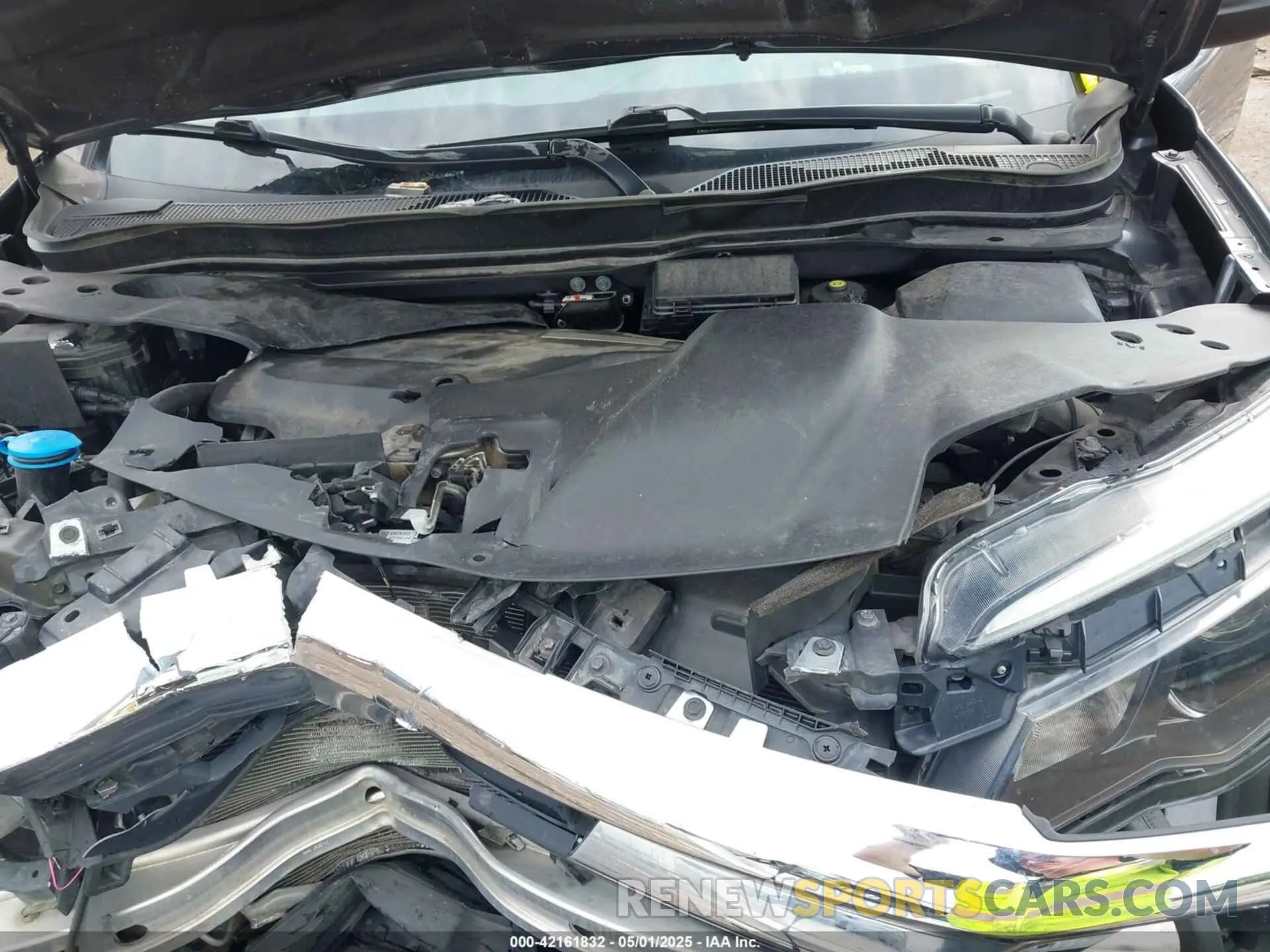 10 Photograph of a damaged car 5FNYF6H57KB053786 HONDA PILOT 2019