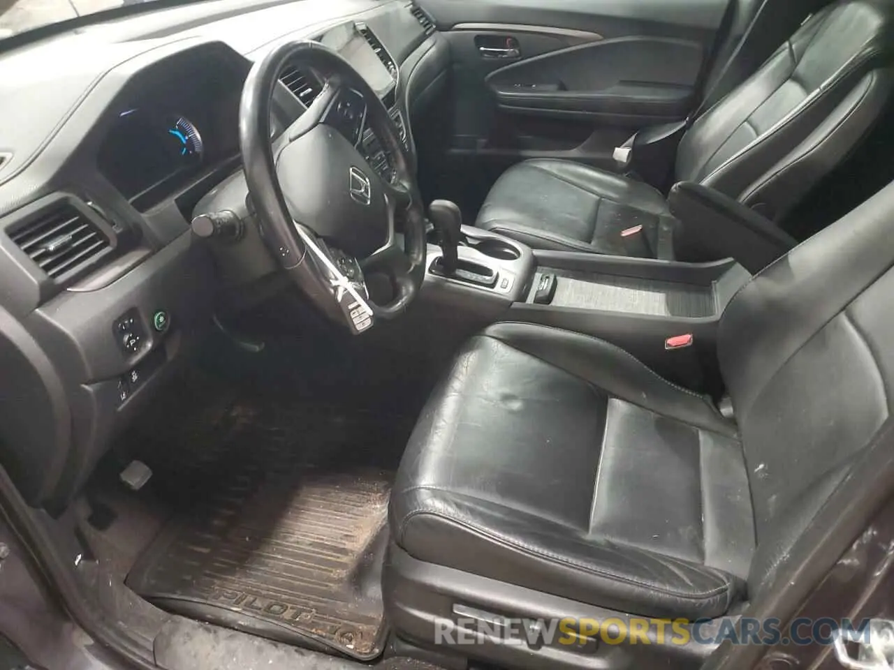 7 Photograph of a damaged car 5FNYF6H57KB075741 HONDA PILOT 2019