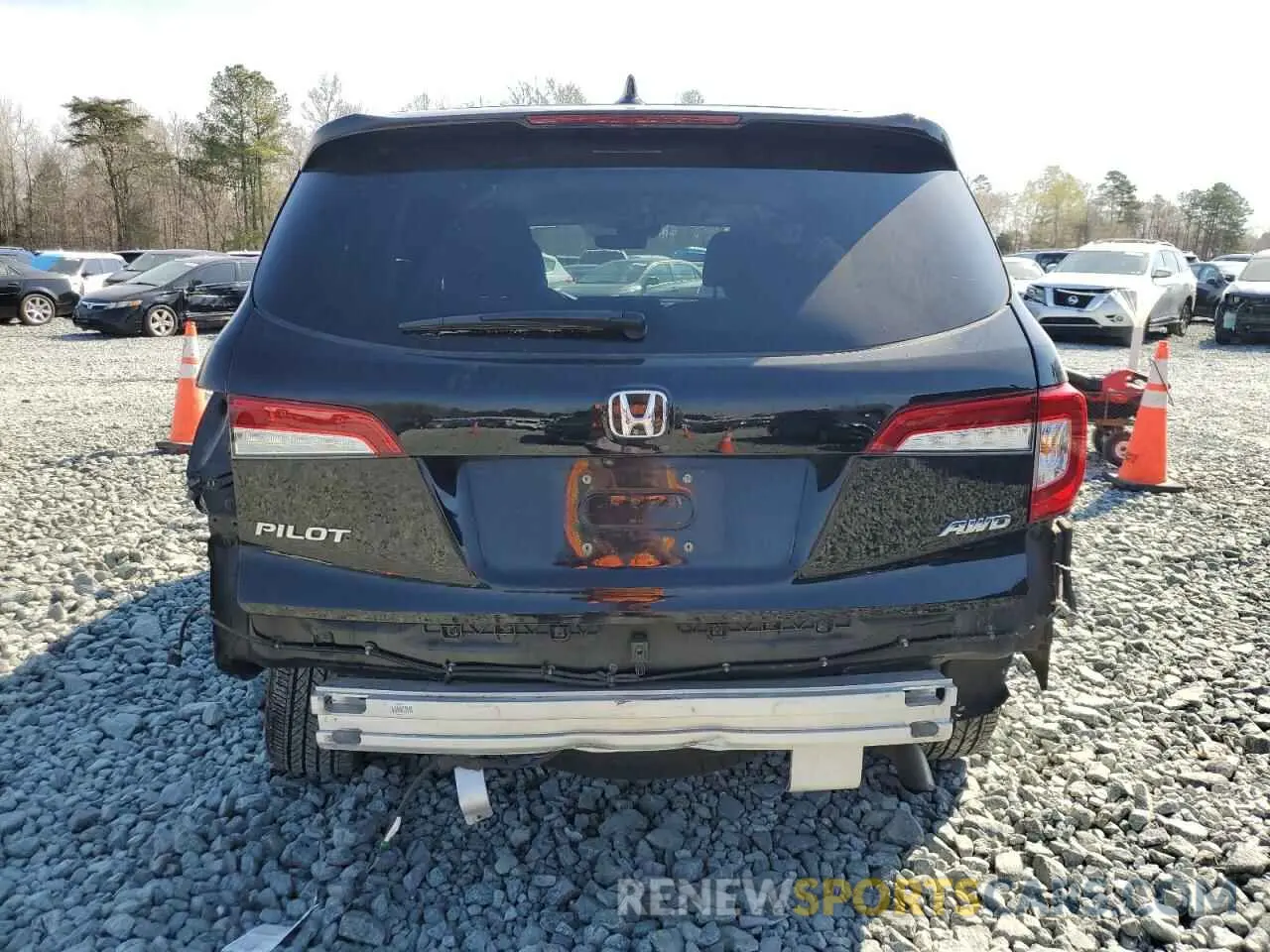 6 Photograph of a damaged car 5FNYF6H58KB070533 HONDA PILOT 2019