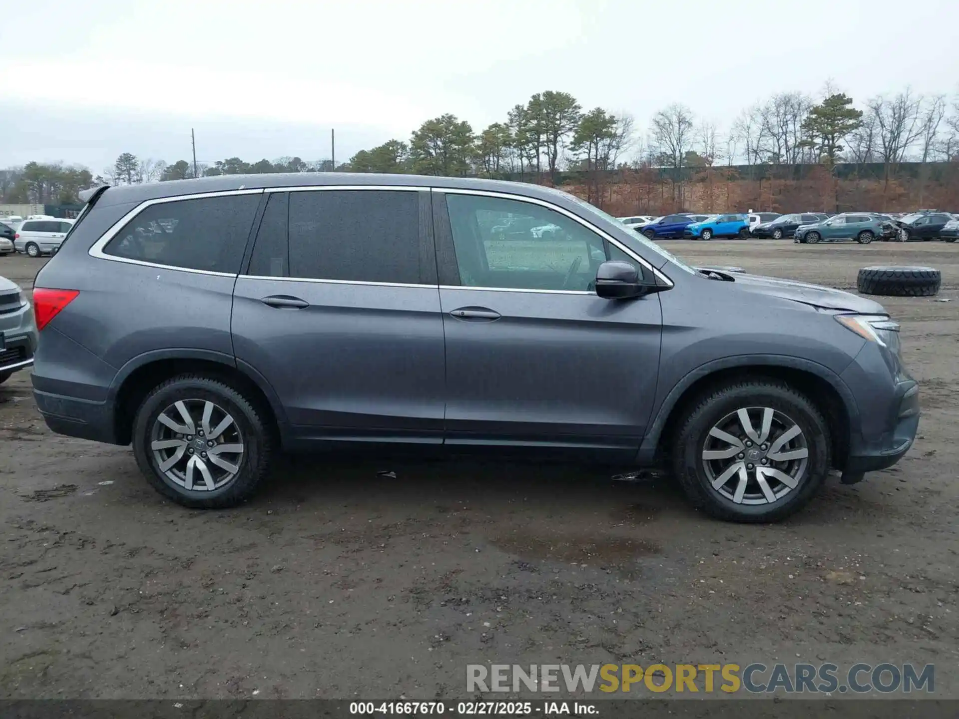 13 Photograph of a damaged car 5FNYF6H59KB059914 HONDA PILOT 2019