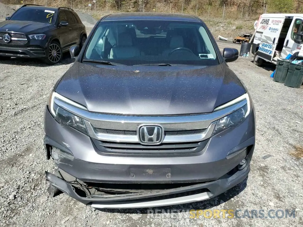 5 Photograph of a damaged car 5FNYF6H59KB083579 HONDA PILOT 2019