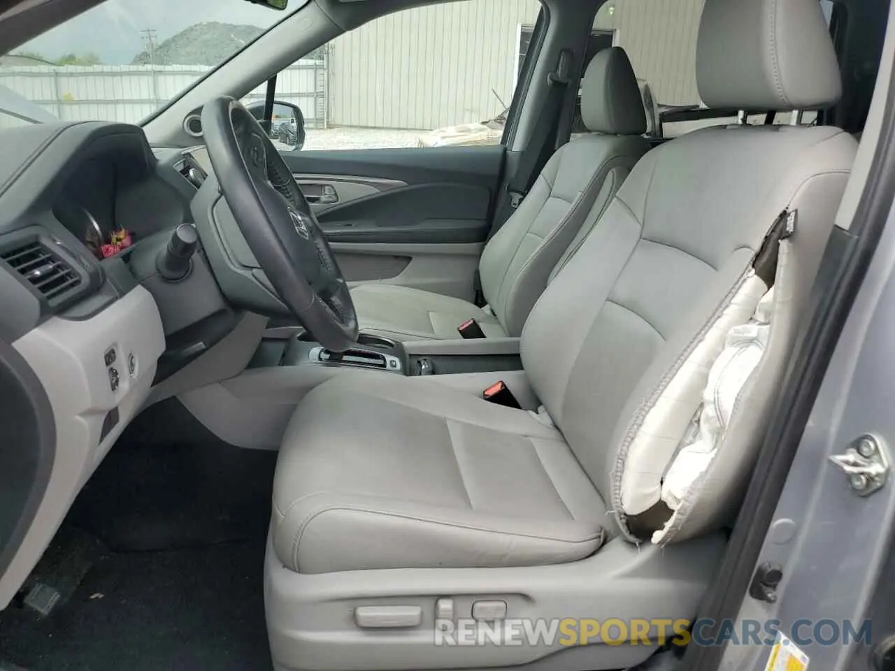 7 Photograph of a damaged car 5FNYF6H59KB099619 HONDA PILOT 2019