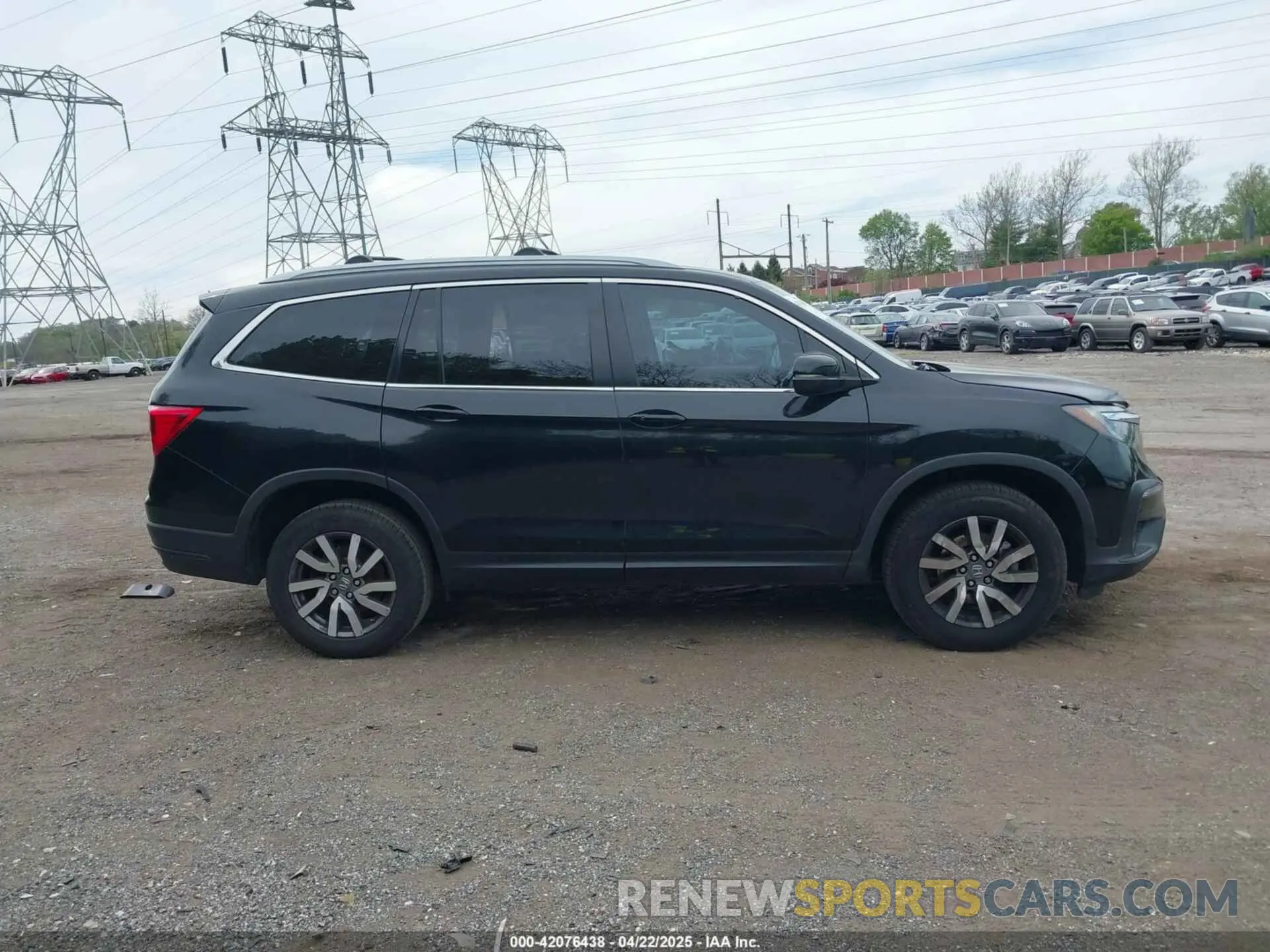 14 Photograph of a damaged car 5FNYF6H5XKB011208 HONDA PILOT 2019