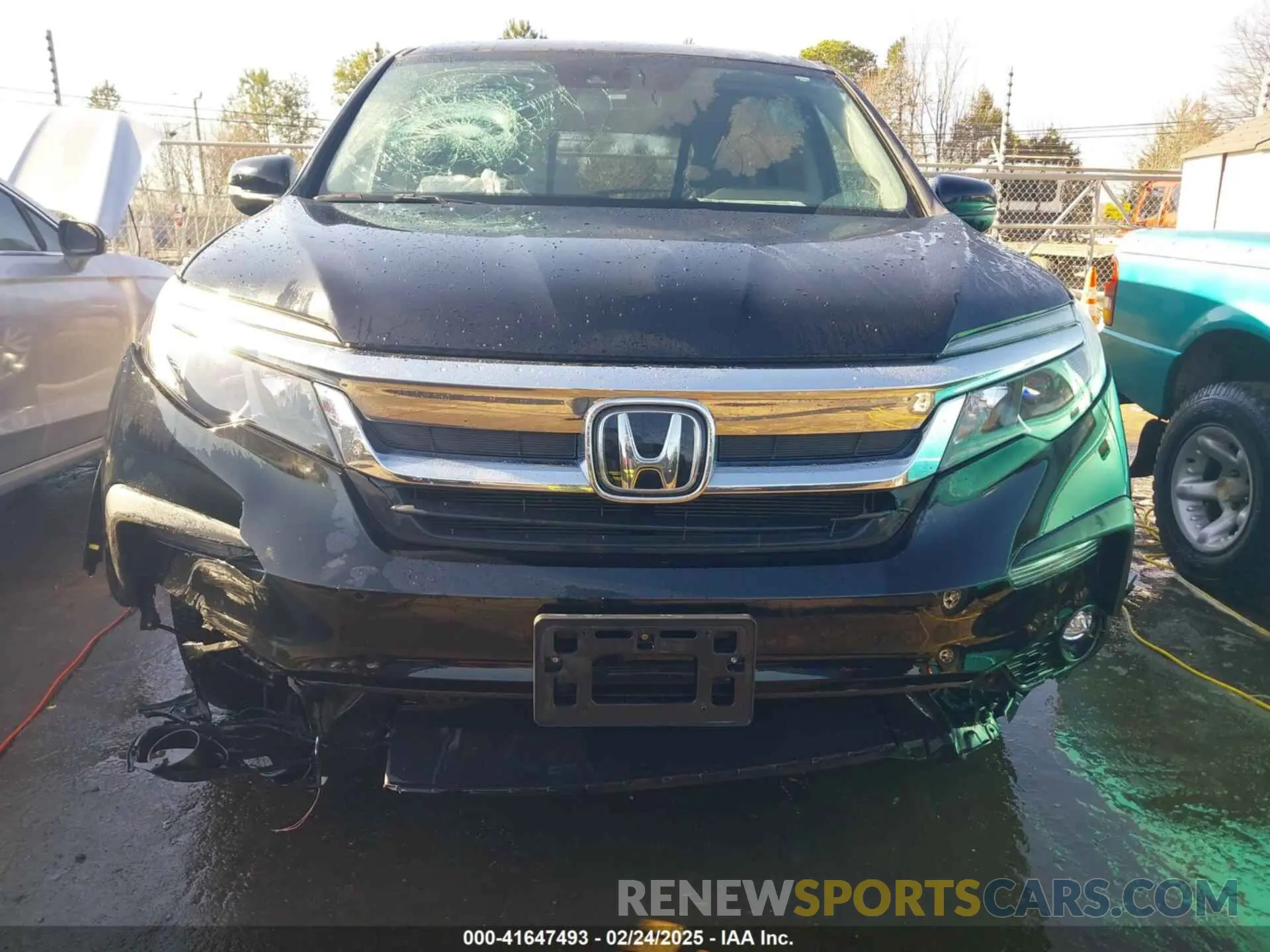 12 Photograph of a damaged car 5FNYF6H5XKB064815 HONDA PILOT 2019
