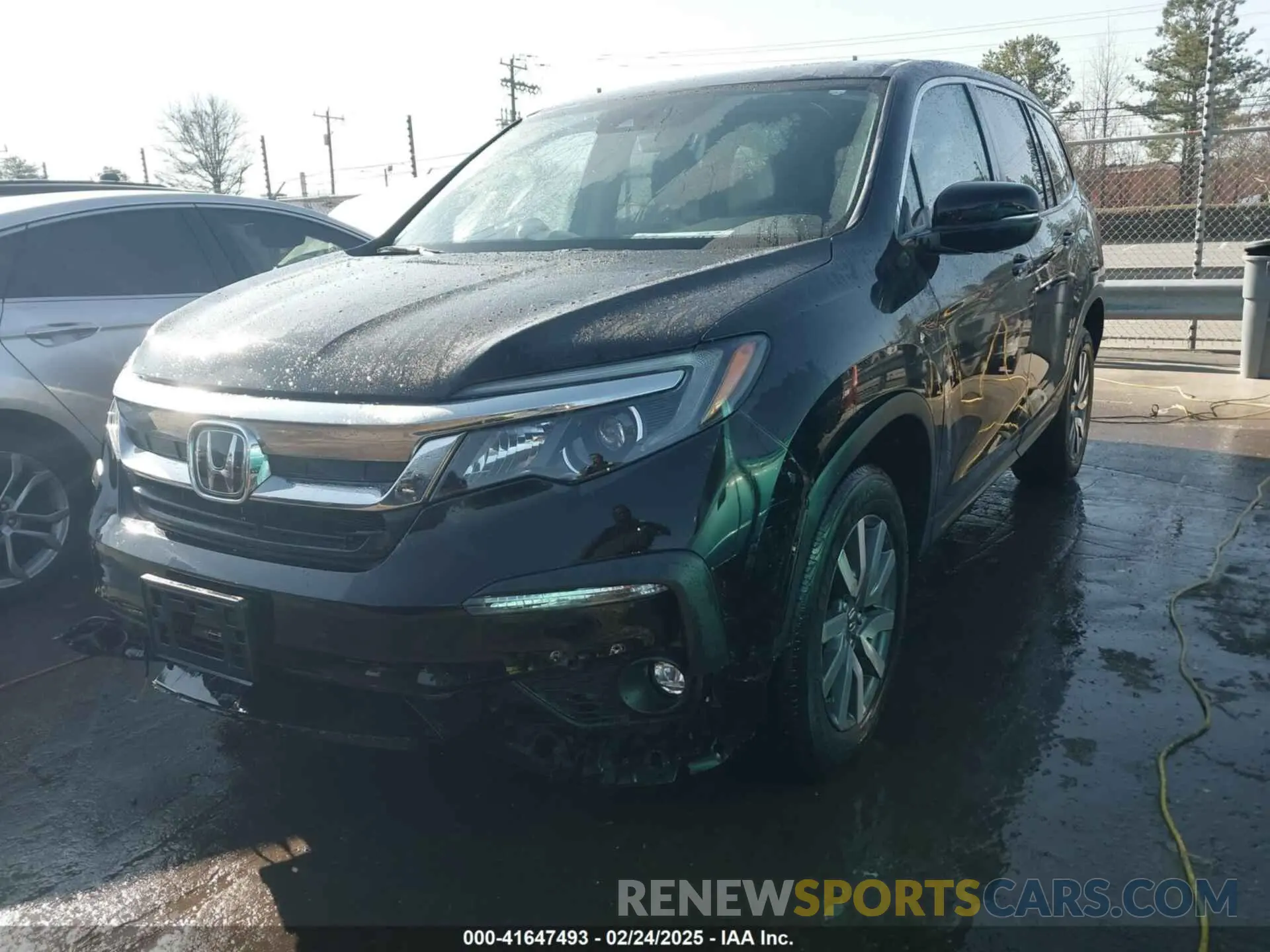 2 Photograph of a damaged car 5FNYF6H5XKB064815 HONDA PILOT 2019