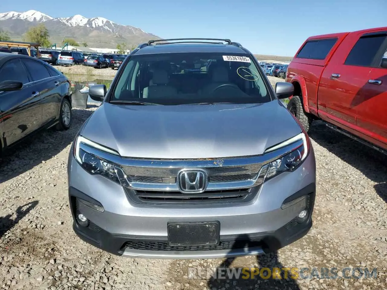 5 Photograph of a damaged car 5FNYF6H5XKB091934 HONDA PILOT 2019