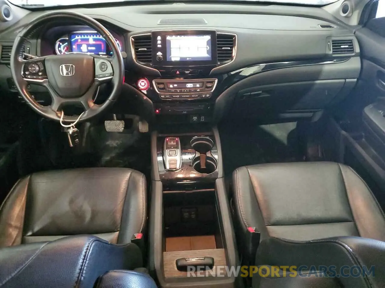 8 Photograph of a damaged car 5FNYF6H64KB011388 HONDA PILOT 2019