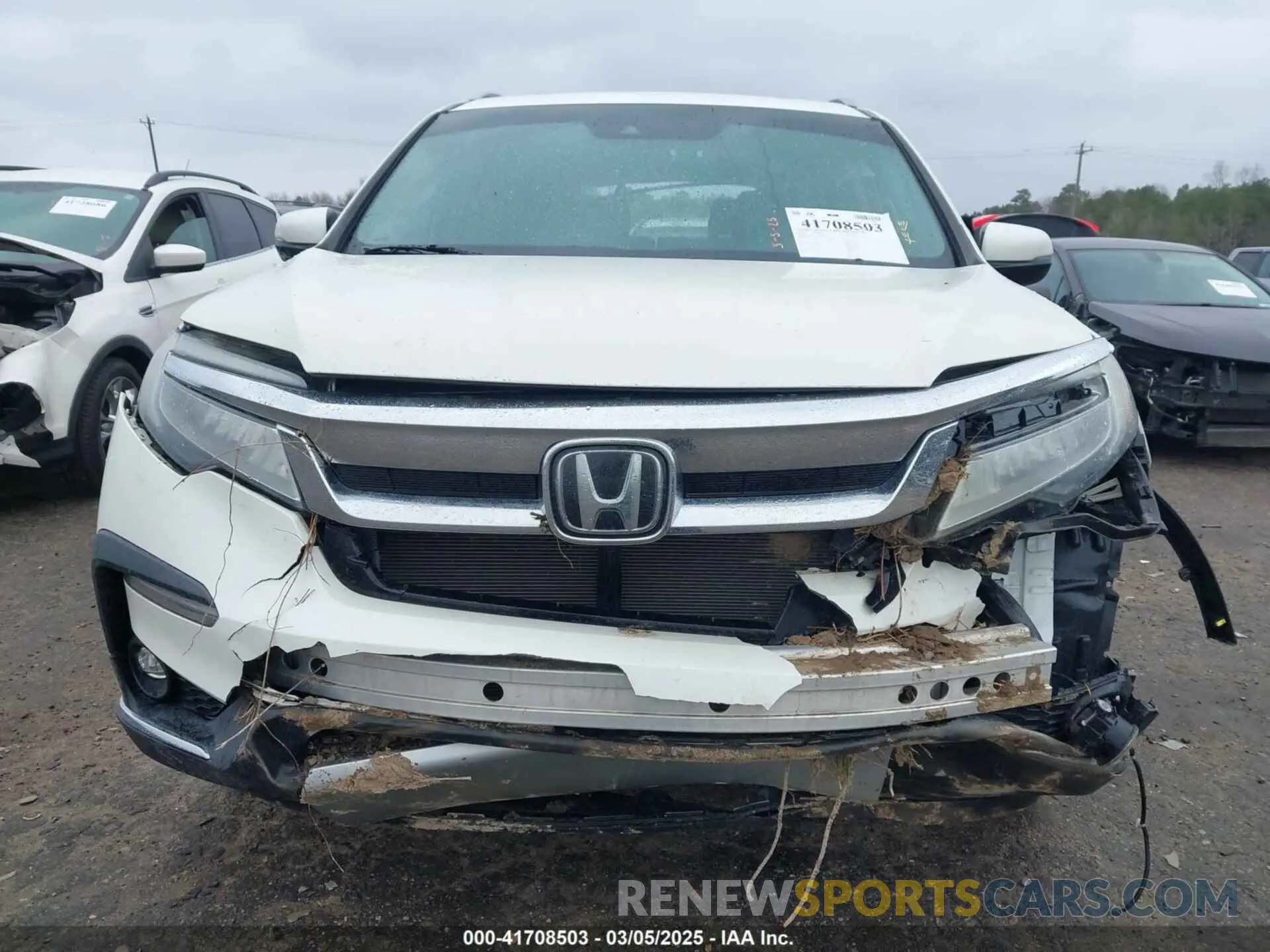 12 Photograph of a damaged car 5FNYF6H65KB035053 HONDA PILOT 2019