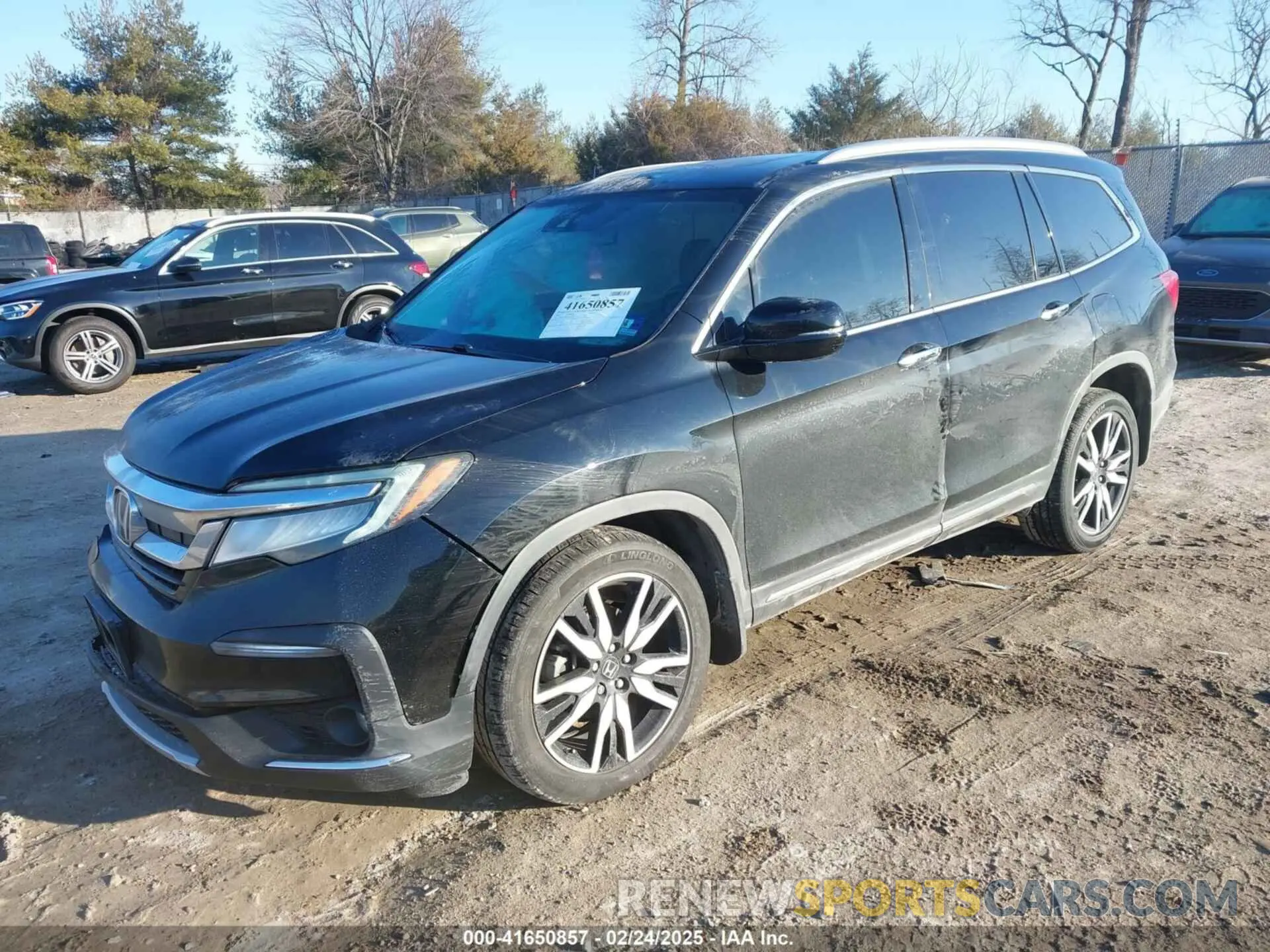 2 Photograph of a damaged car 5FNYF6H65KB061796 HONDA PILOT 2019