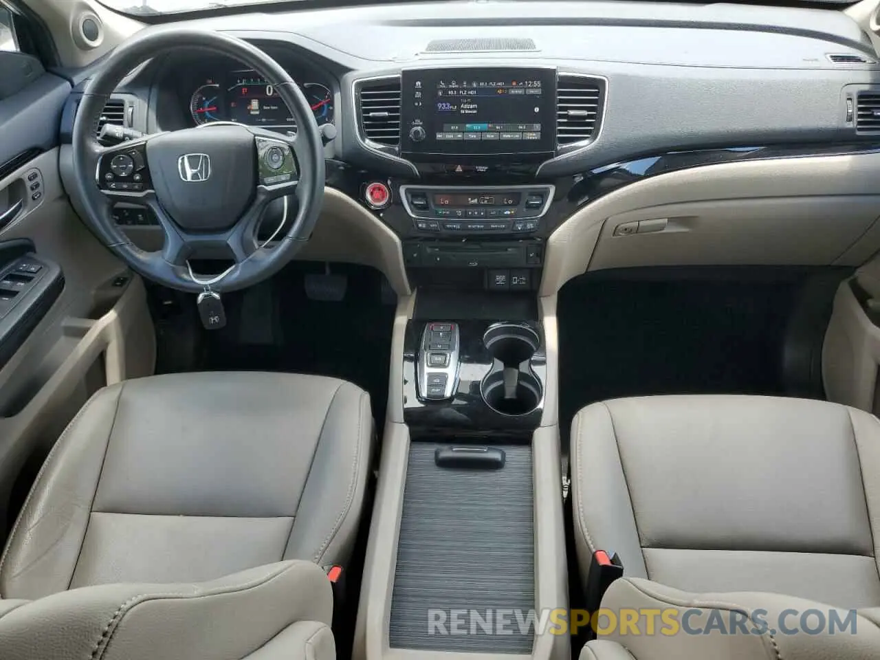 8 Photograph of a damaged car 5FNYF6H66KB006337 HONDA PILOT 2019