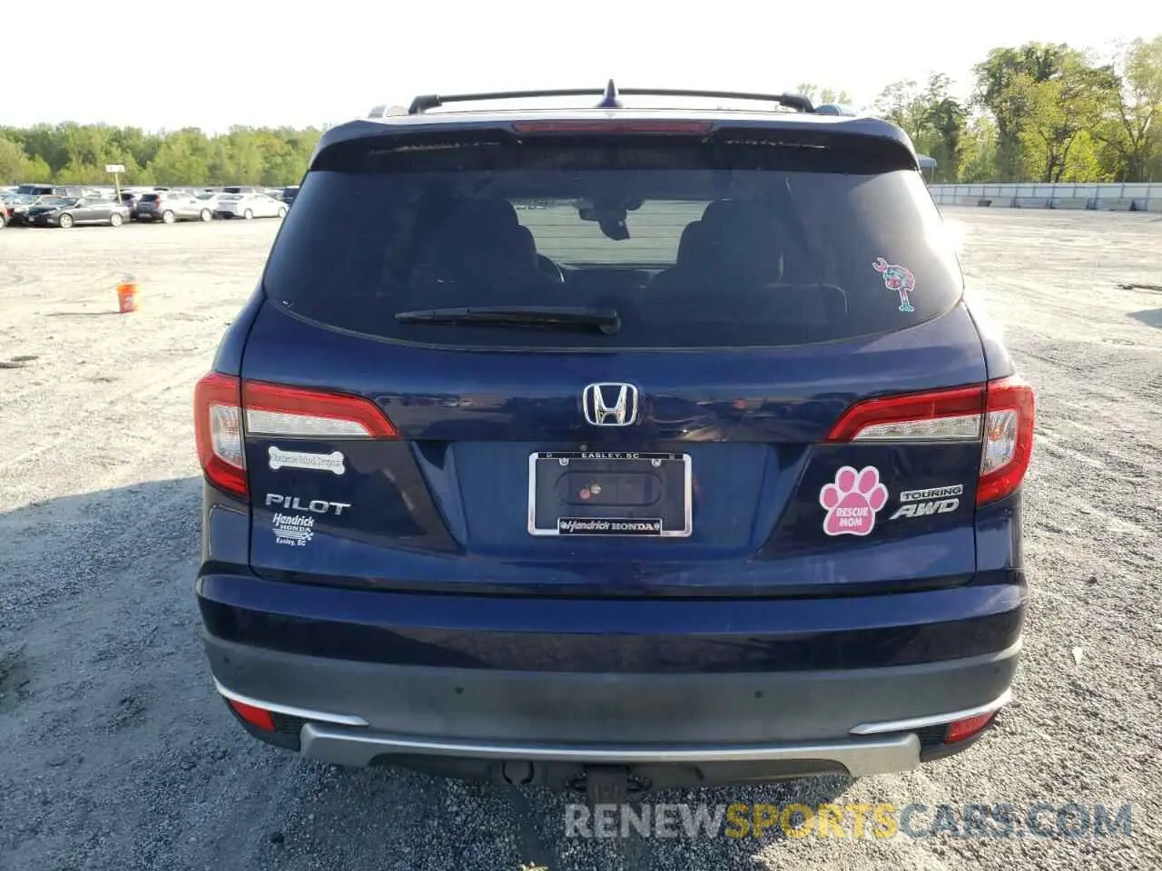 6 Photograph of a damaged car 5FNYF6H90KB000303 HONDA PILOT 2019