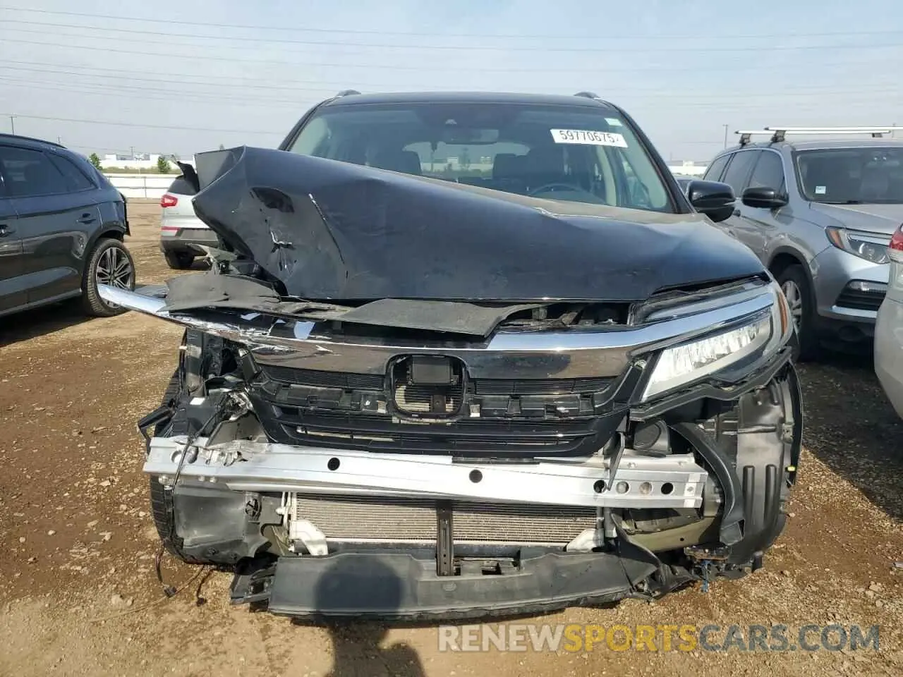 5 Photograph of a damaged car 5FNYF6H91KB005381 HONDA PILOT 2019