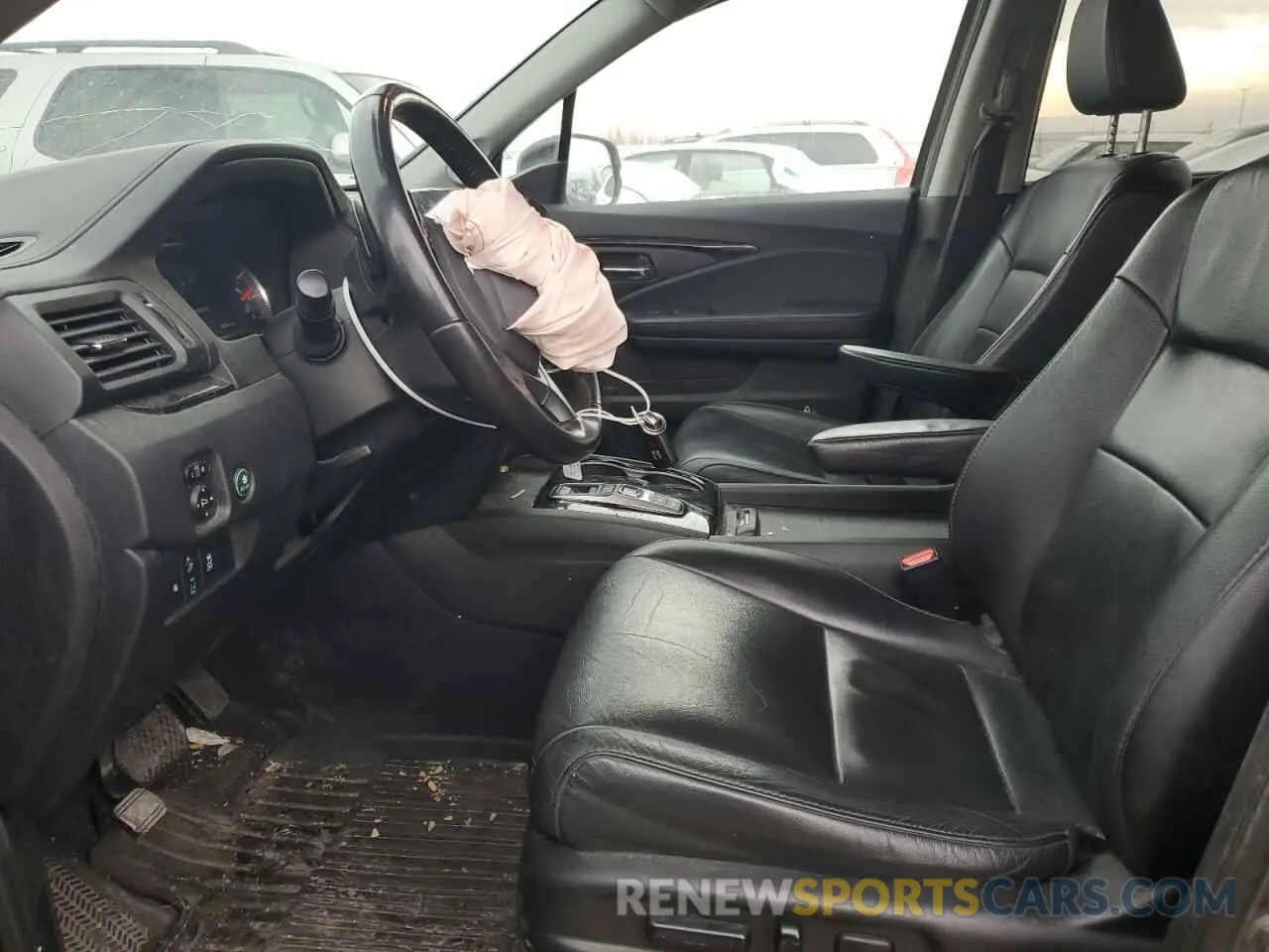 7 Photograph of a damaged car 5FNYF6H91KB053494 HONDA PILOT 2019