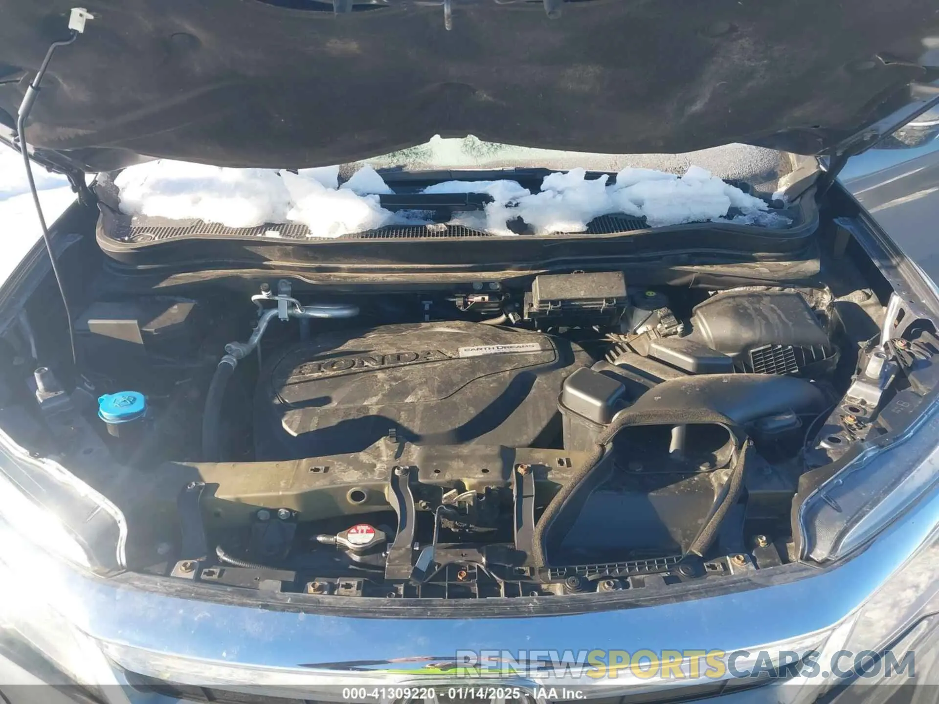 10 Photograph of a damaged car 5FNYF6H91KB094224 HONDA PILOT 2019