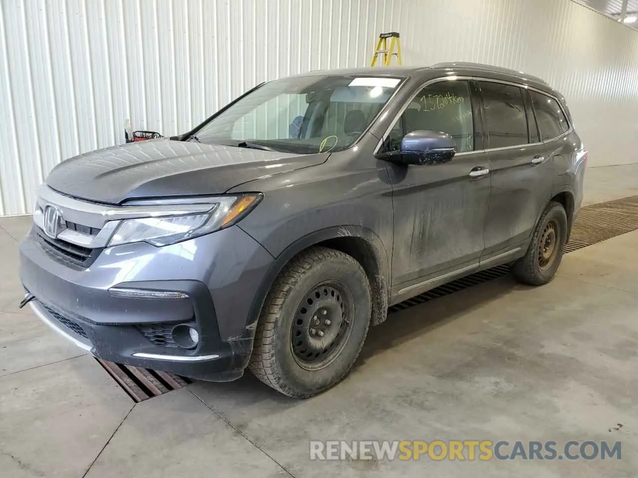1 Photograph of a damaged car 5FNYF6H93KB502528 HONDA PILOT 2019