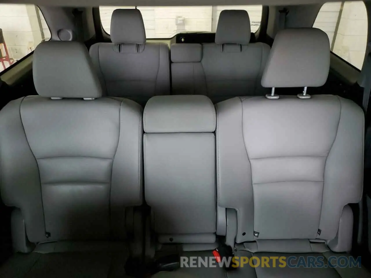 10 Photograph of a damaged car 5FNYF6H94KB055109 HONDA PILOT 2019