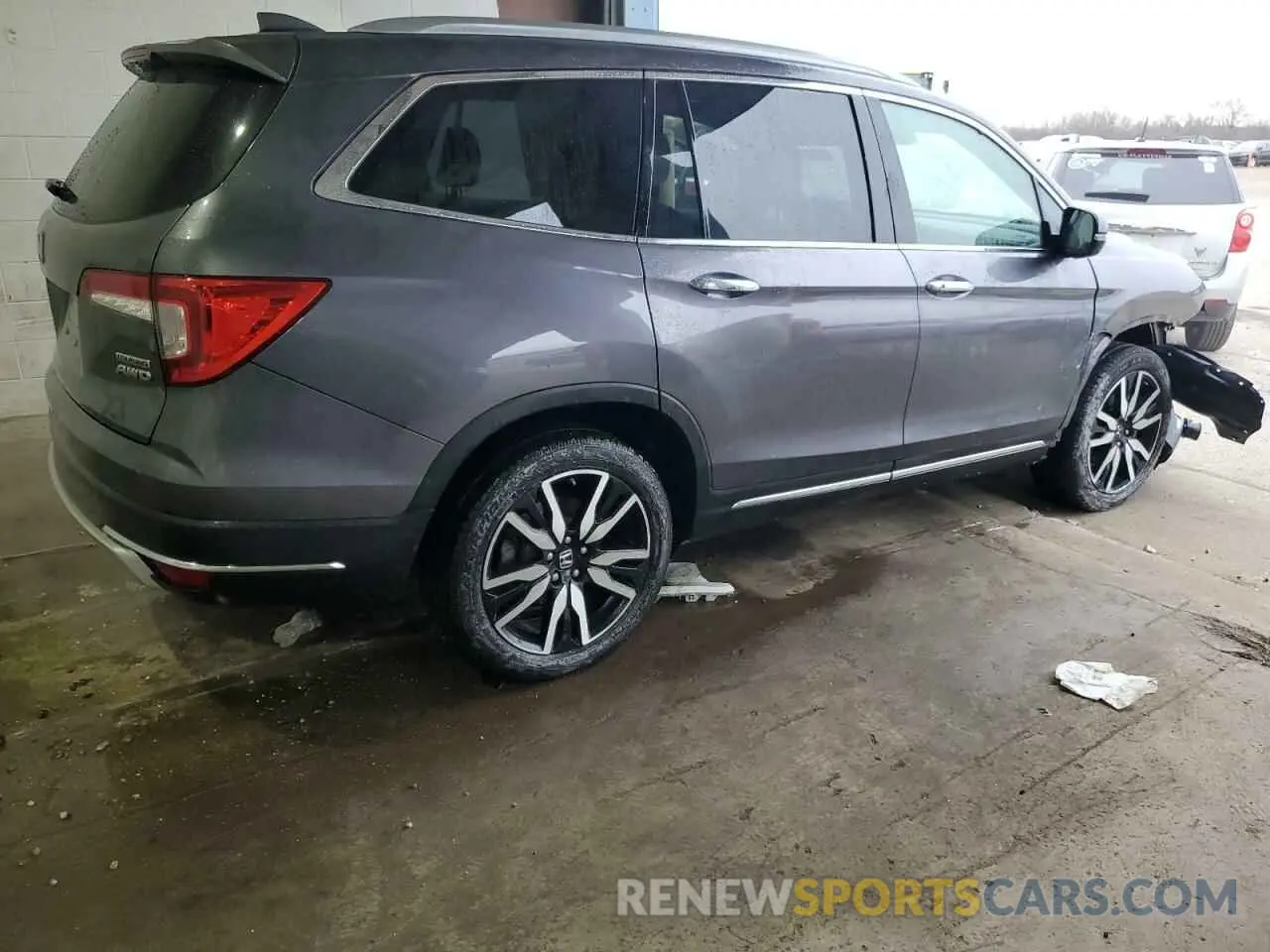 3 Photograph of a damaged car 5FNYF6H94KB055109 HONDA PILOT 2019
