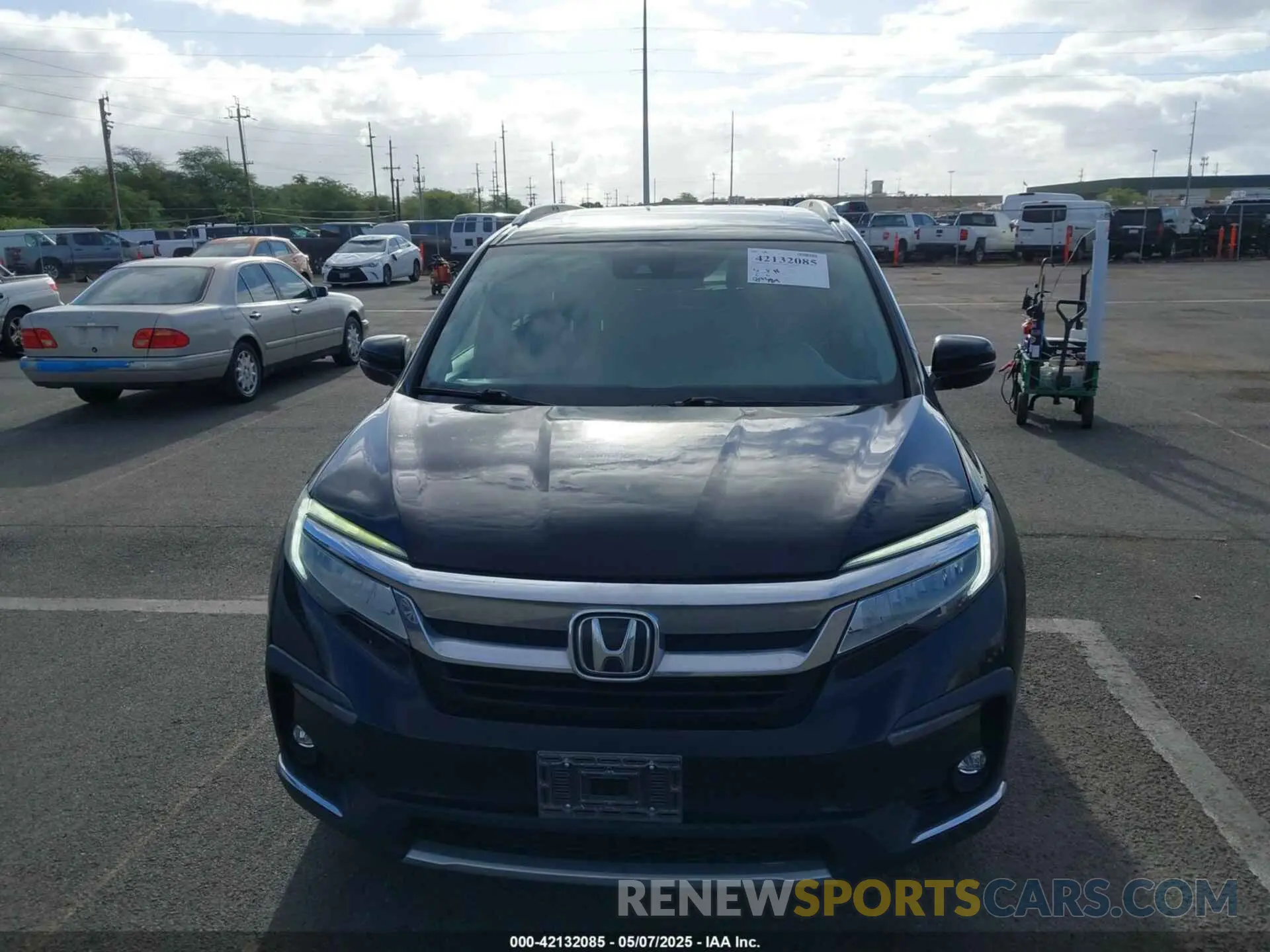 12 Photograph of a damaged car 5FNYF6H96KB015520 HONDA PILOT 2019