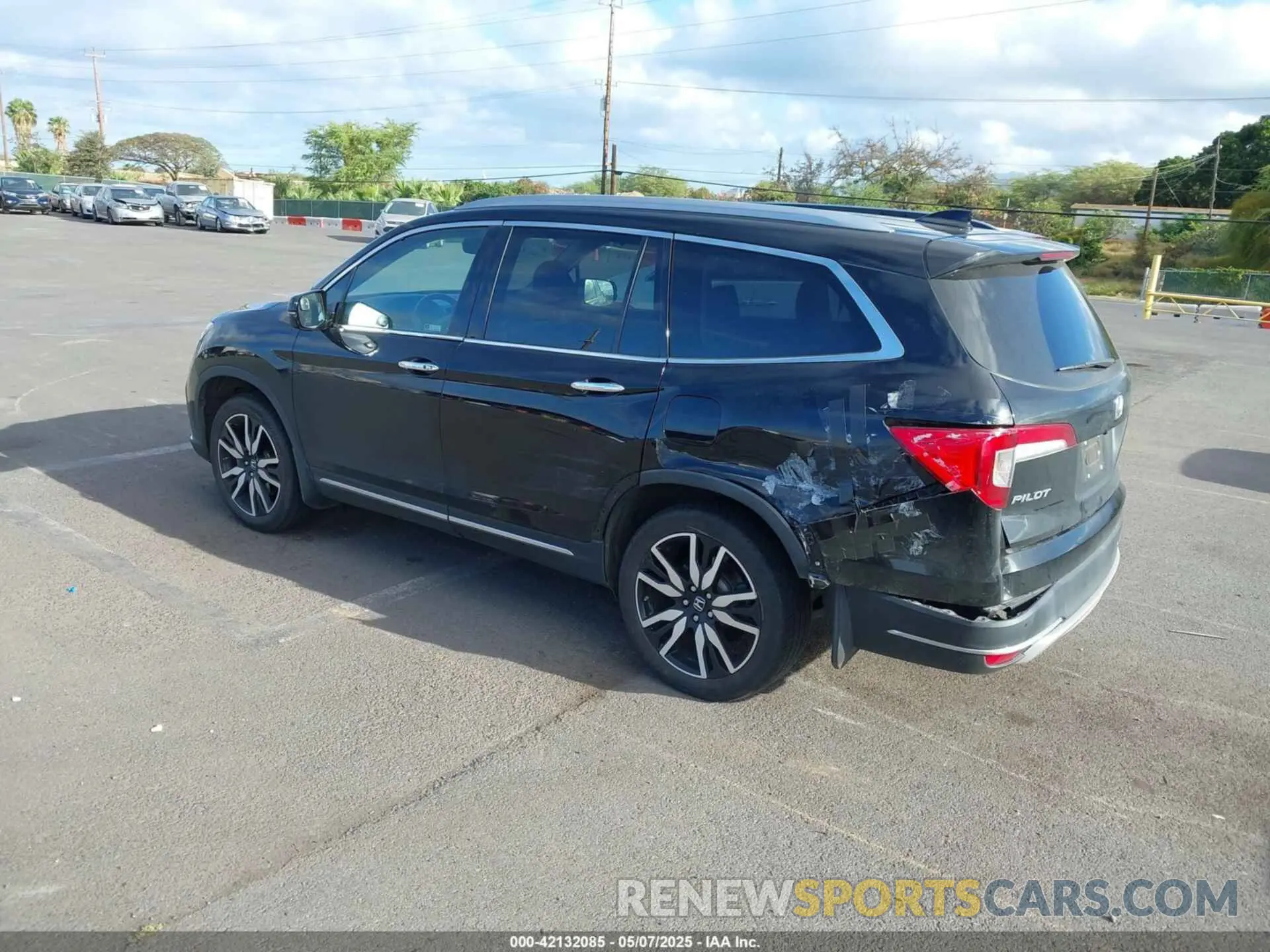 3 Photograph of a damaged car 5FNYF6H96KB015520 HONDA PILOT 2019
