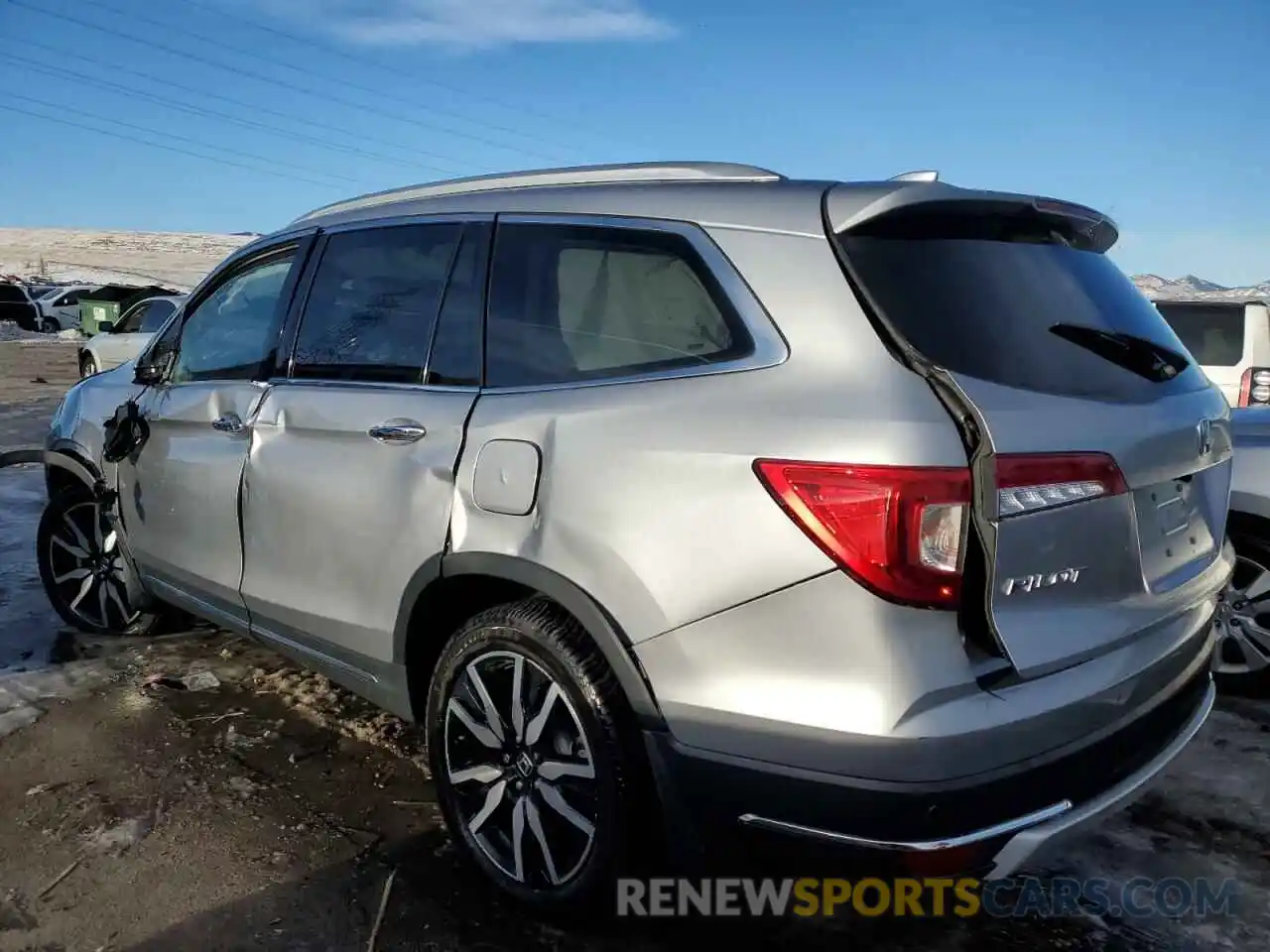 2 Photograph of a damaged car 5FNYF6H96KB097104 HONDA PILOT 2019