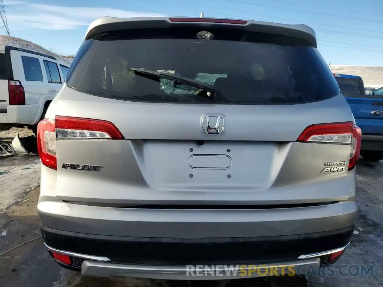 6 Photograph of a damaged car 5FNYF6H96KB097104 HONDA PILOT 2019