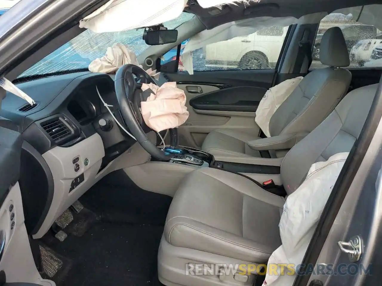 7 Photograph of a damaged car 5FNYF6H96KB097104 HONDA PILOT 2019