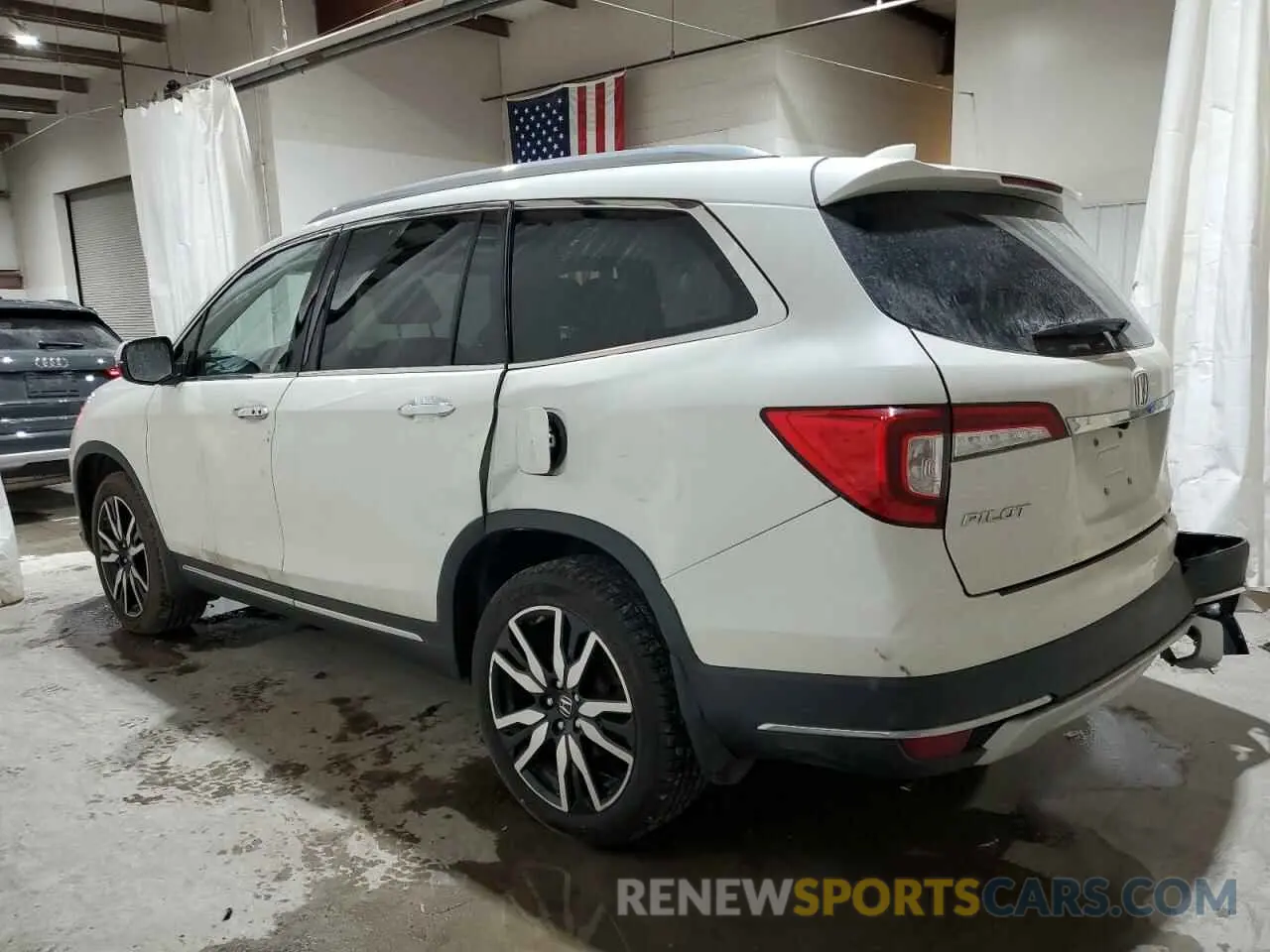 2 Photograph of a damaged car 5FNYF6H98KB043822 HONDA PILOT 2019