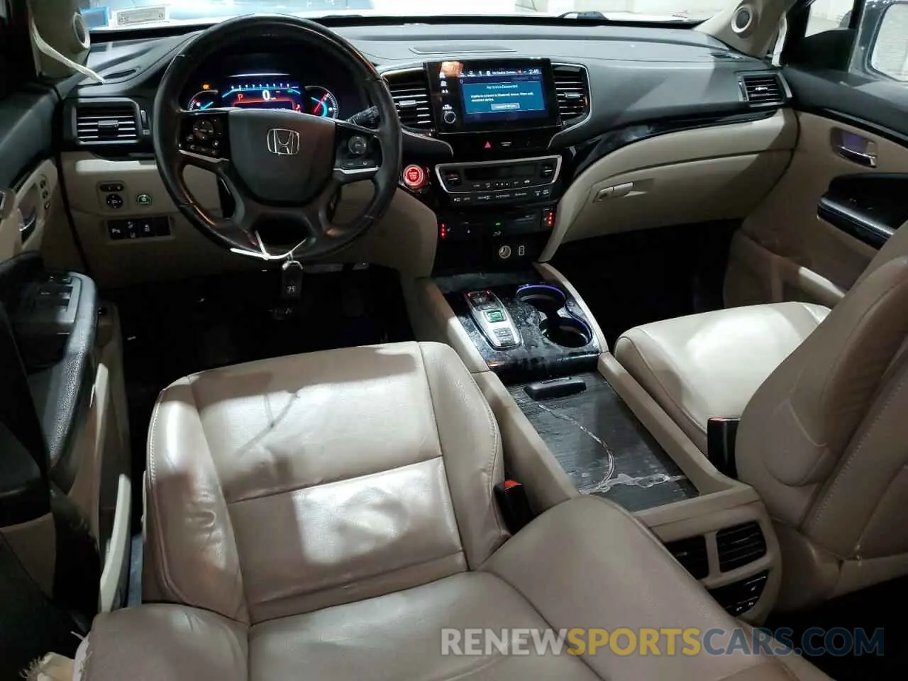 8 Photograph of a damaged car 5FNYF6H98KB043822 HONDA PILOT 2019
