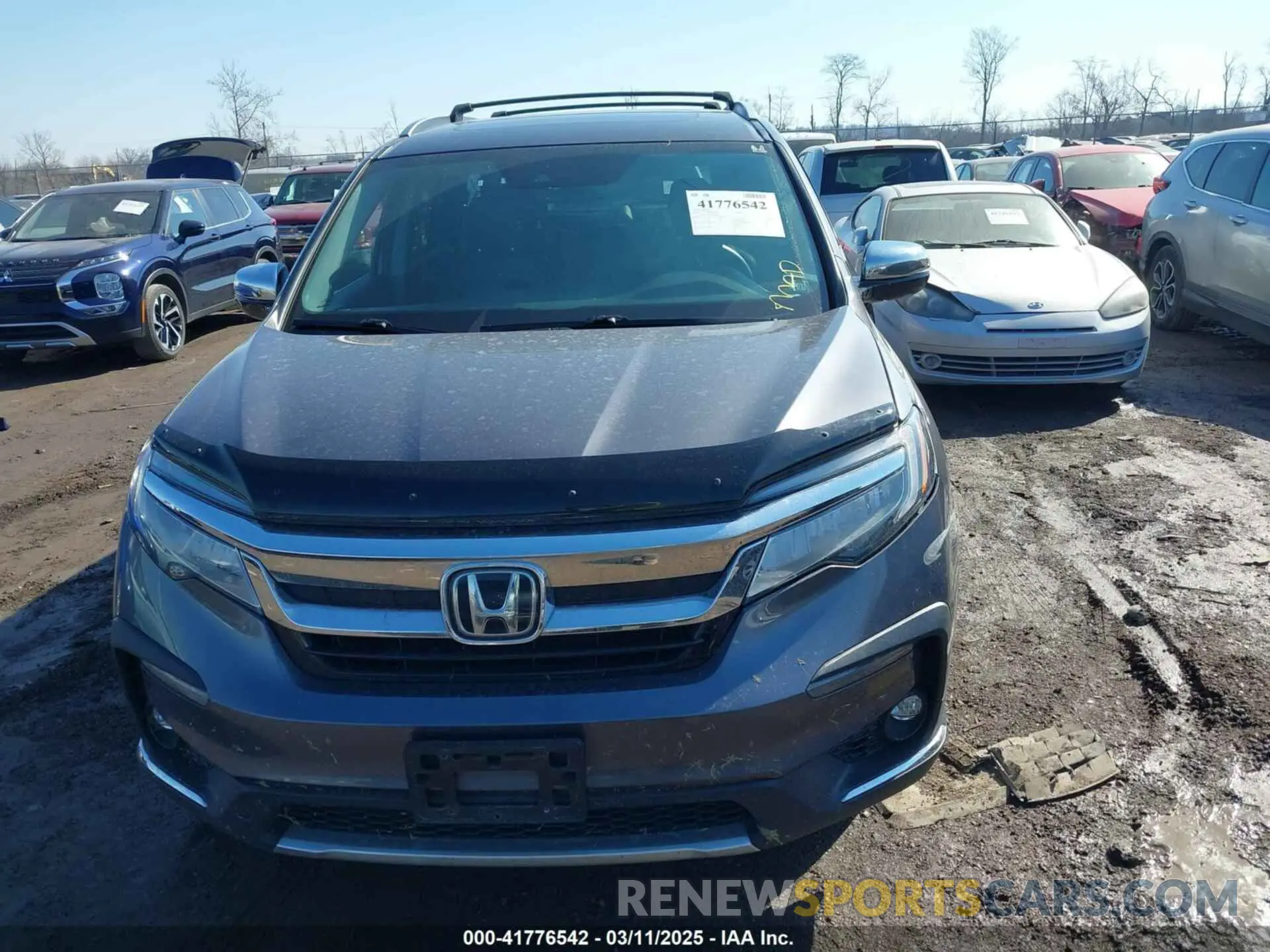 13 Photograph of a damaged car 5FNYF6H99KB016869 HONDA PILOT 2019