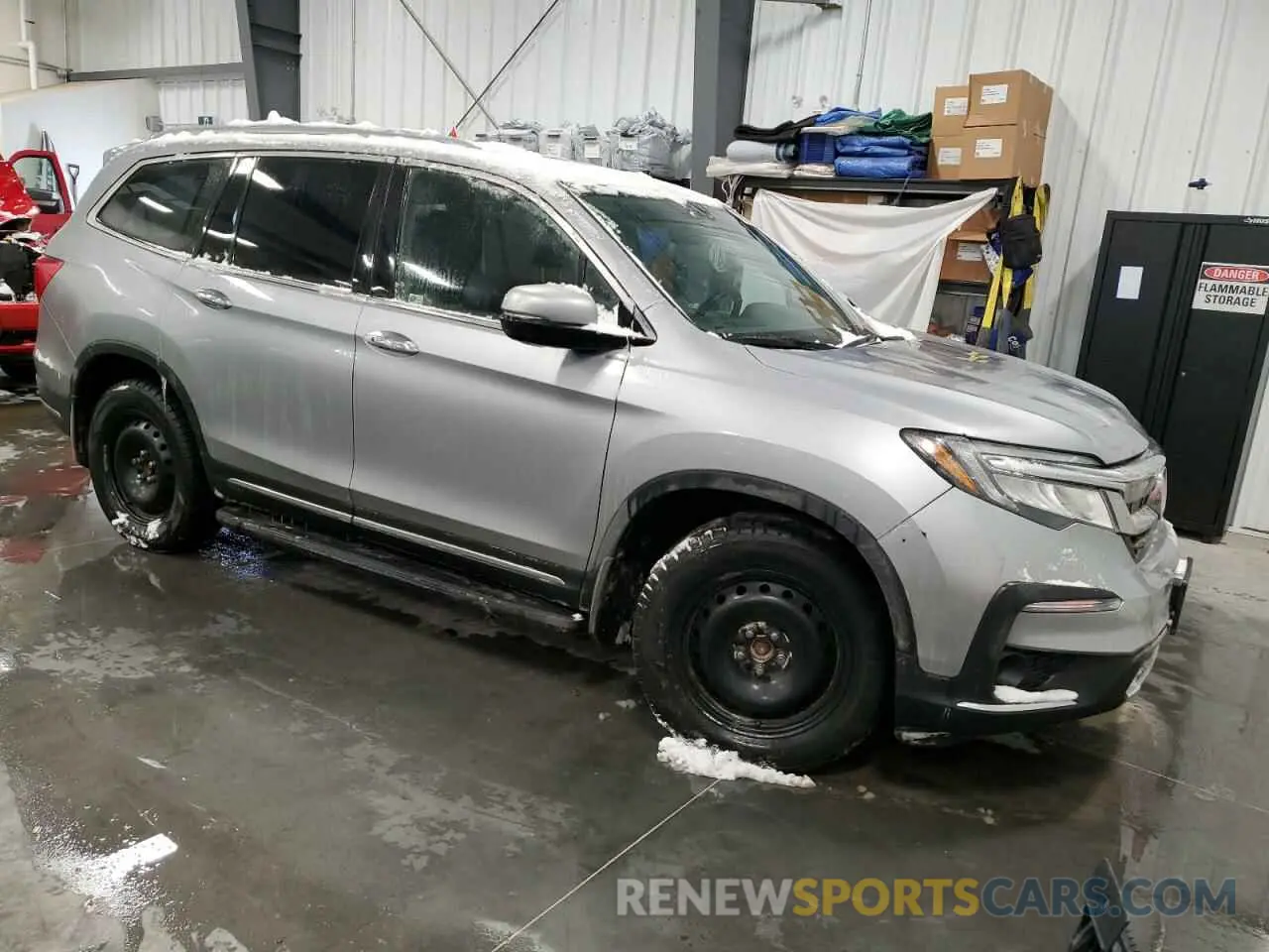 4 Photograph of a damaged car 5FNYF6H9XKB502512 HONDA PILOT 2019