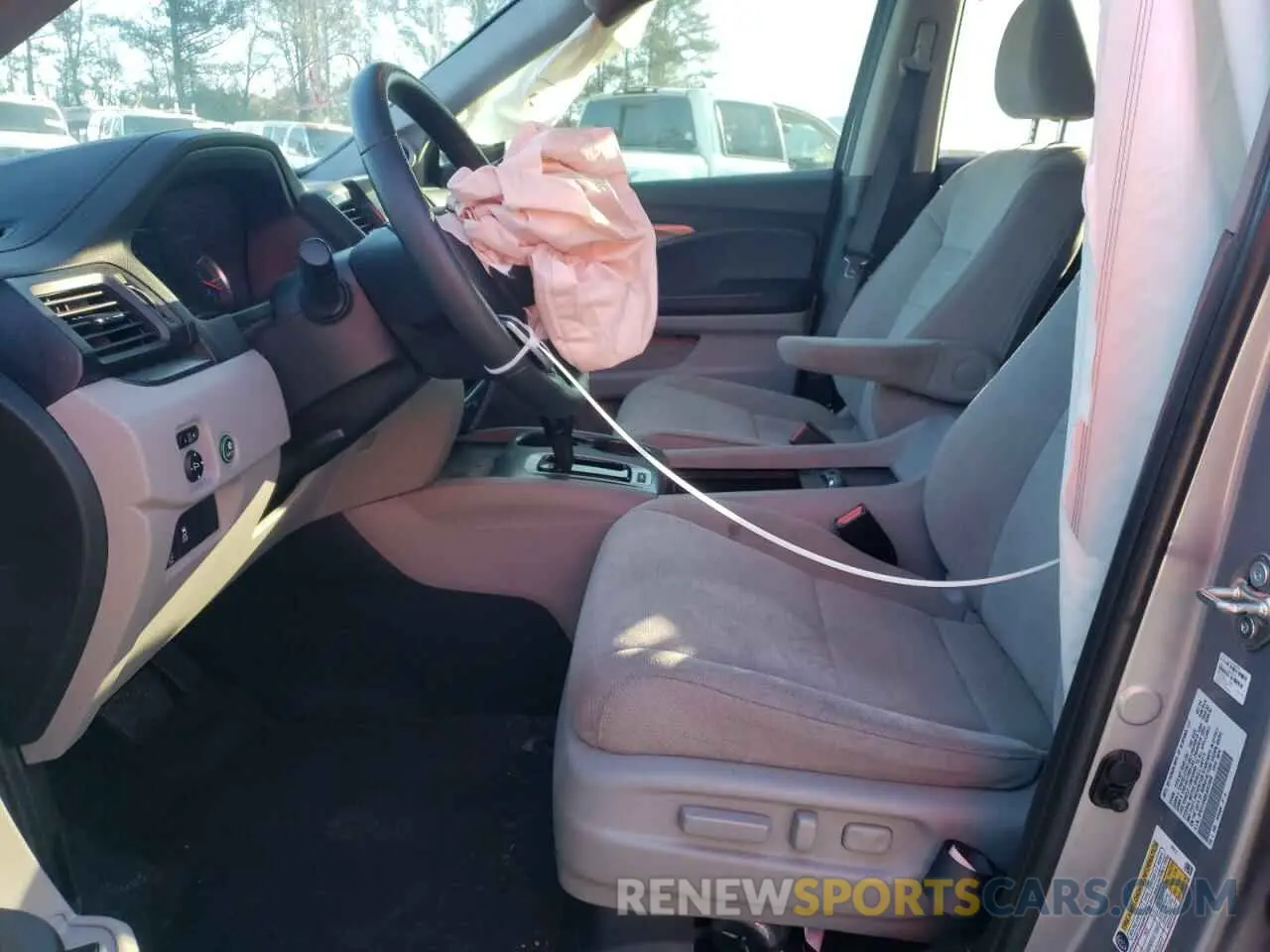 7 Photograph of a damaged car 5FNYF5H38LB027059 HONDA PILOT 2020