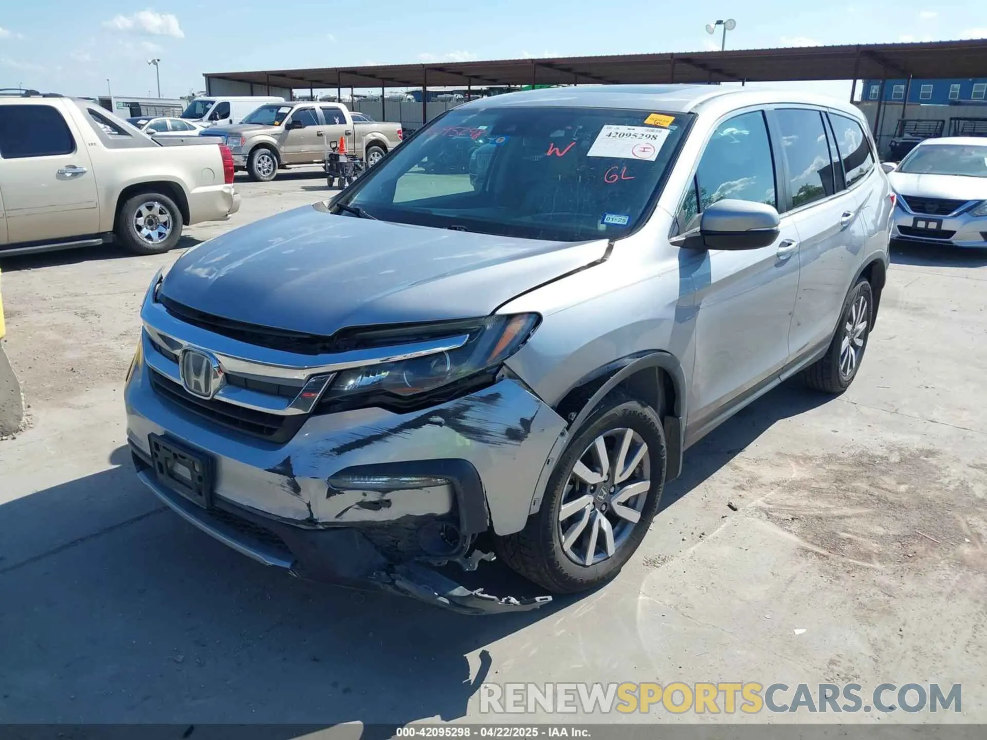 2 Photograph of a damaged car 5FNYF5H46LB004744 HONDA PILOT 2020