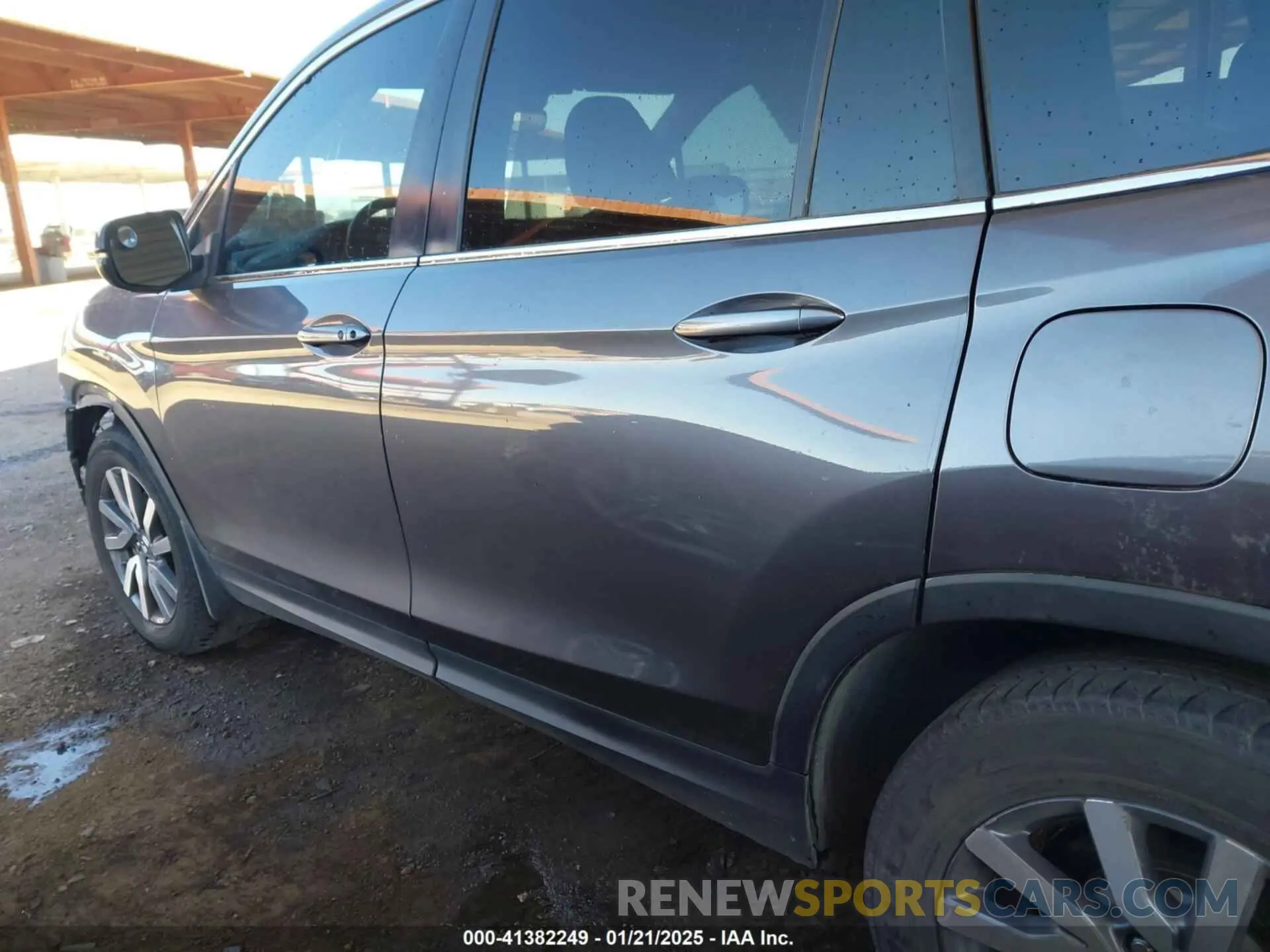 15 Photograph of a damaged car 5FNYF5H50LB011021 HONDA PILOT 2020