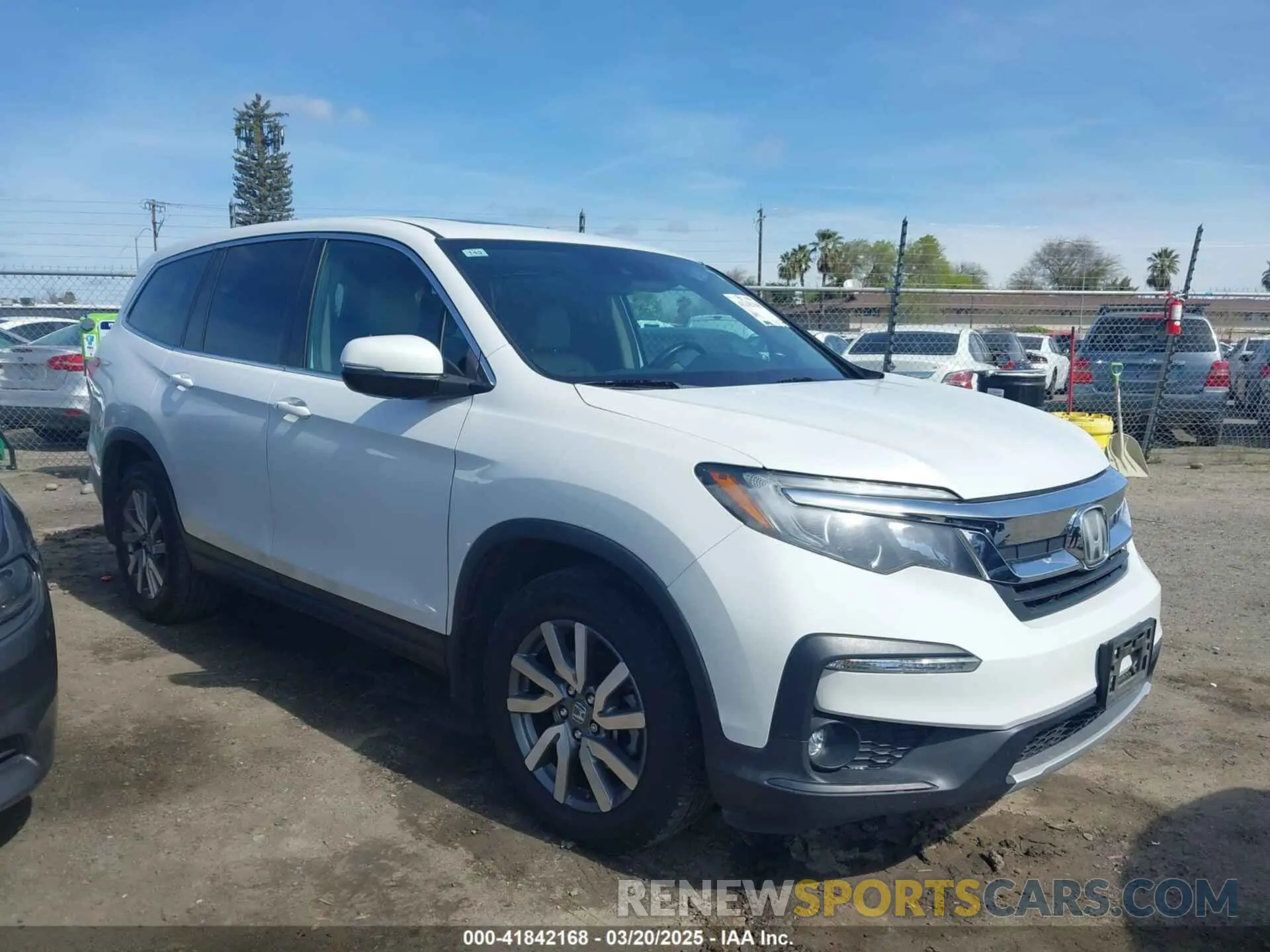 13 Photograph of a damaged car 5FNYF5H52LB008492 HONDA PILOT 2020