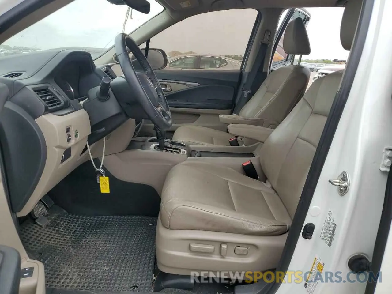 7 Photograph of a damaged car 5FNYF5H52LB029309 HONDA PILOT 2020