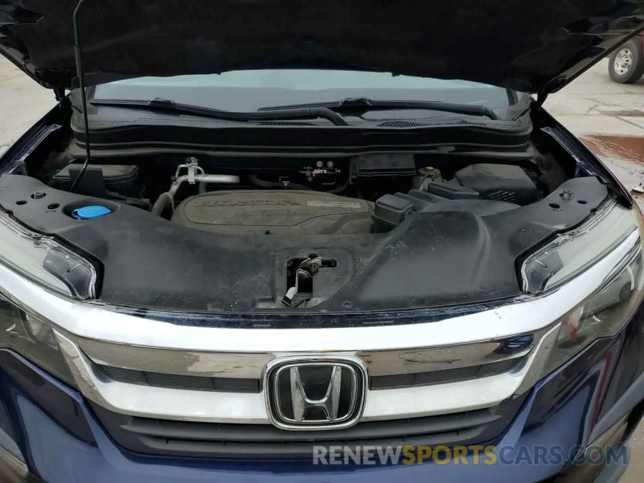 12 Photograph of a damaged car 5FNYF5H53LB014737 HONDA PILOT 2020