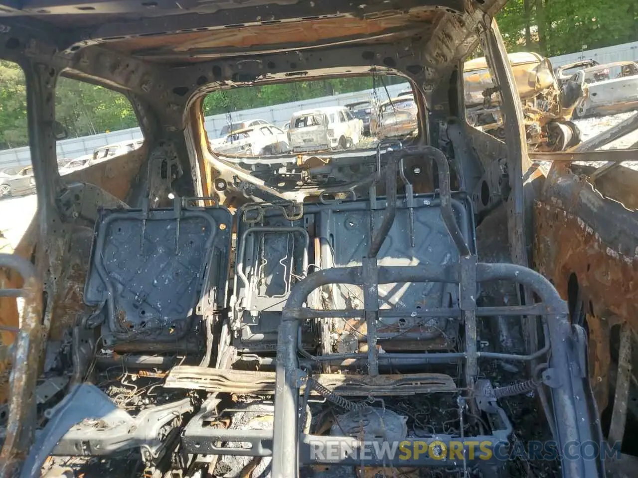 10 Photograph of a damaged car 5FNYF5H54LB010406 HONDA PILOT 2020