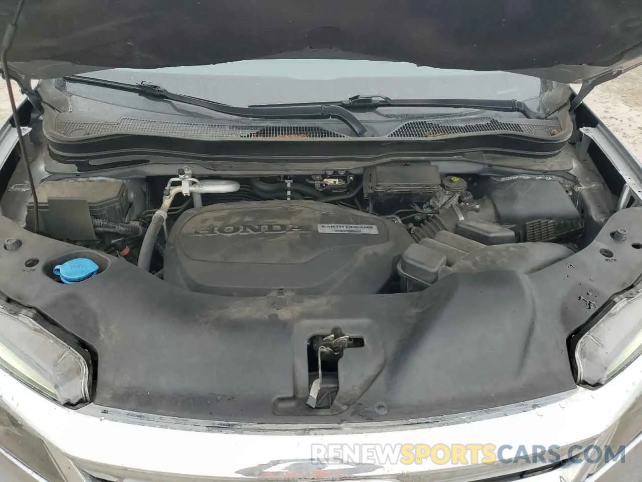 12 Photograph of a damaged car 5FNYF5H54LB011345 HONDA PILOT 2020