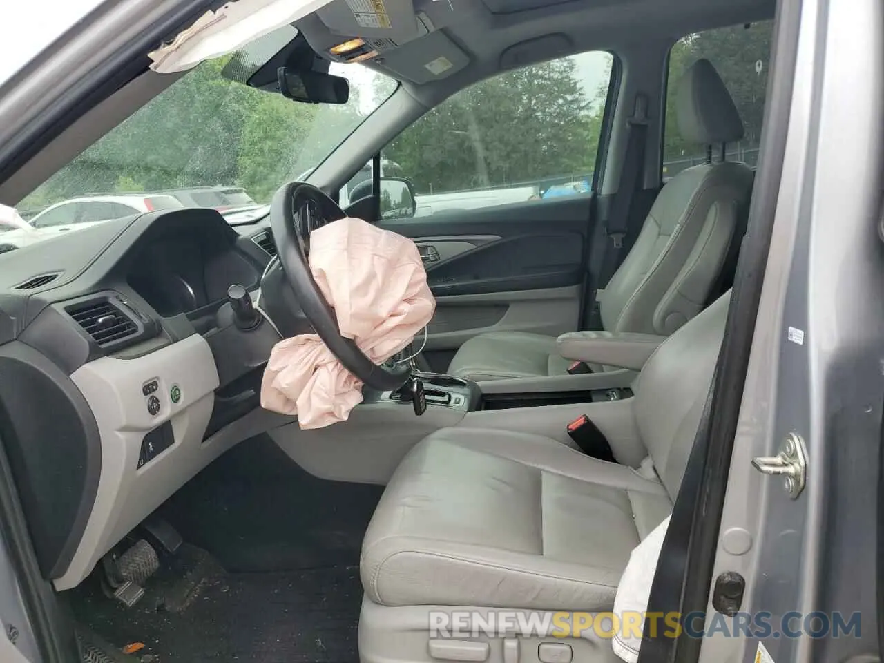 7 Photograph of a damaged car 5FNYF5H54LB011345 HONDA PILOT 2020