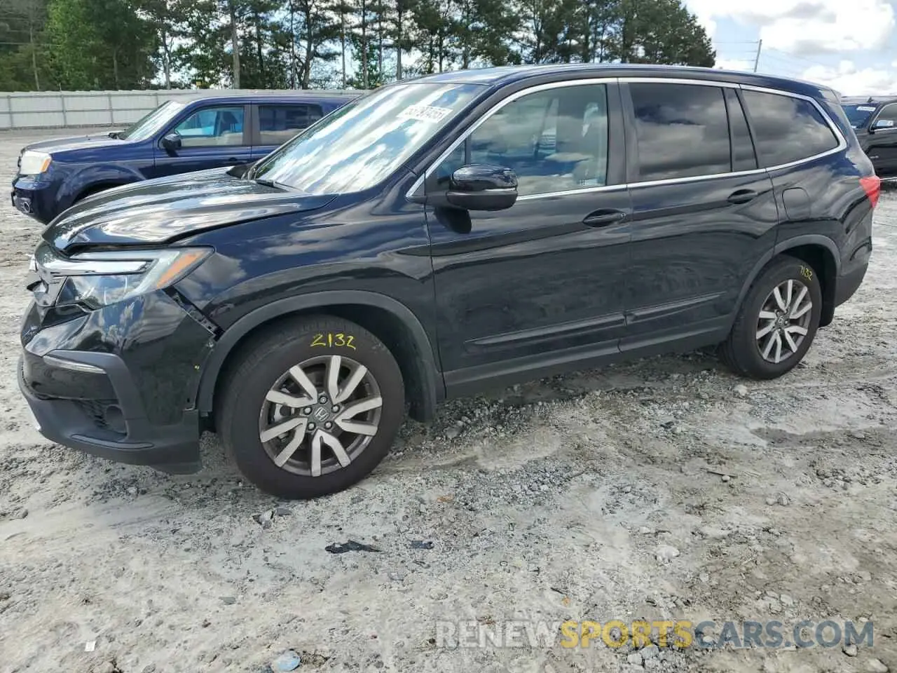 1 Photograph of a damaged car 5FNYF5H54LB023978 HONDA PILOT 2020