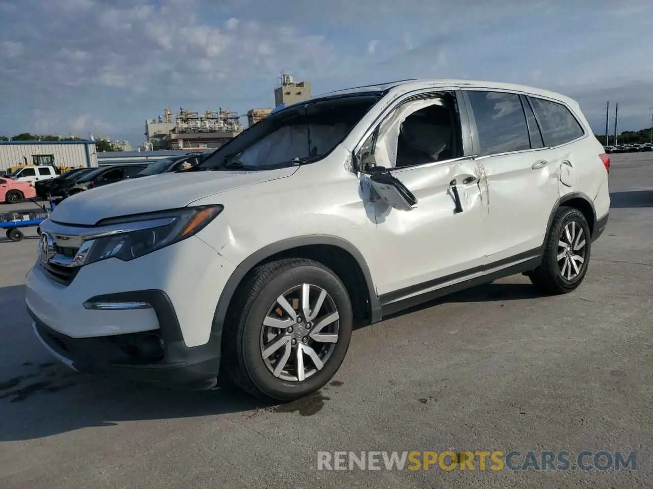 1 Photograph of a damaged car 5FNYF5H55LB028543 HONDA PILOT 2020