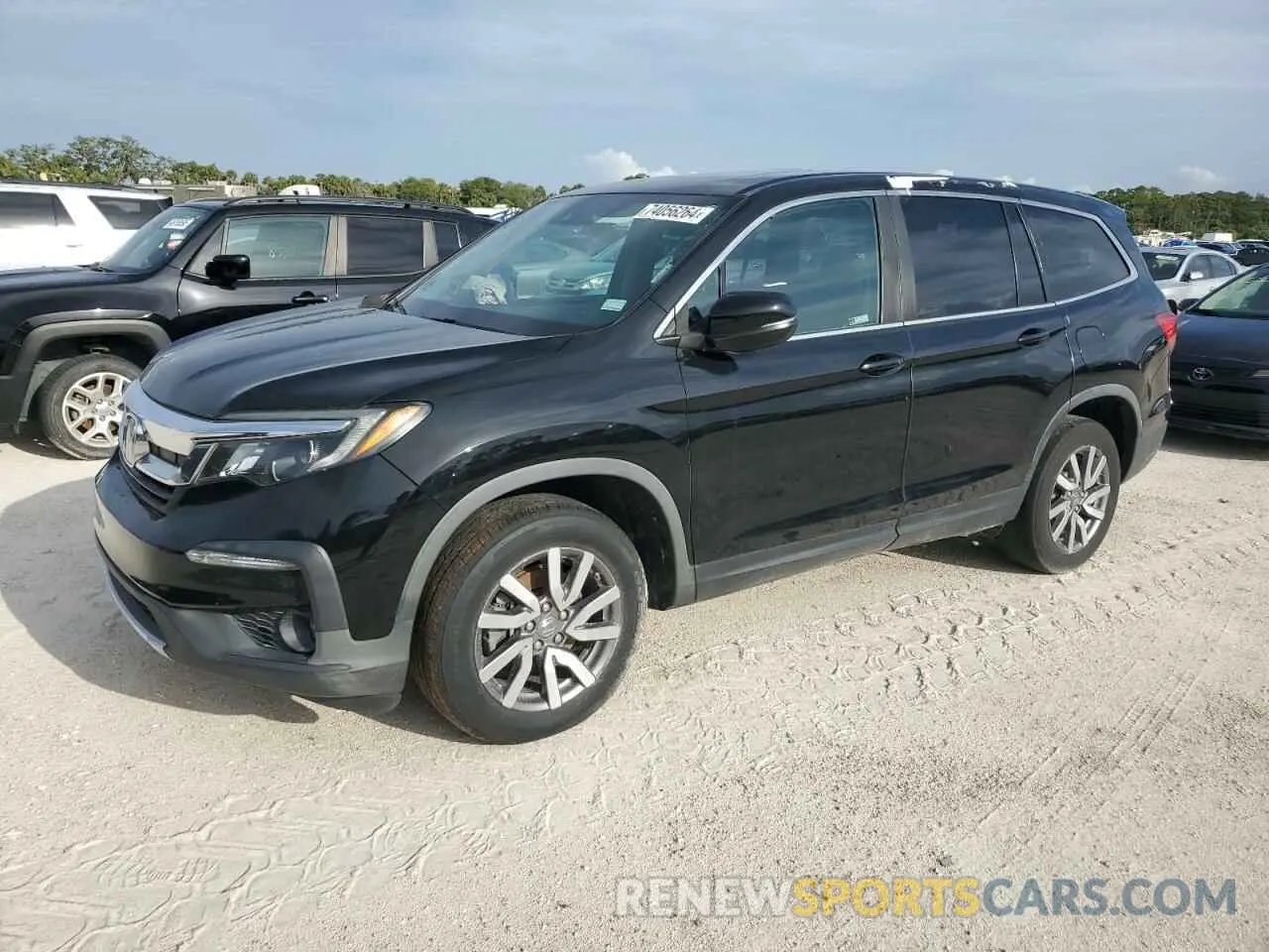 1 Photograph of a damaged car 5FNYF5H56LB005045 HONDA PILOT 2020