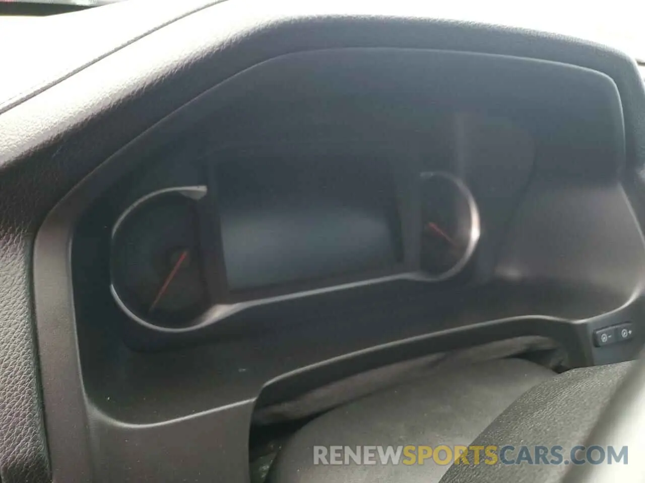 9 Photograph of a damaged car 5FNYF5H56LB005045 HONDA PILOT 2020