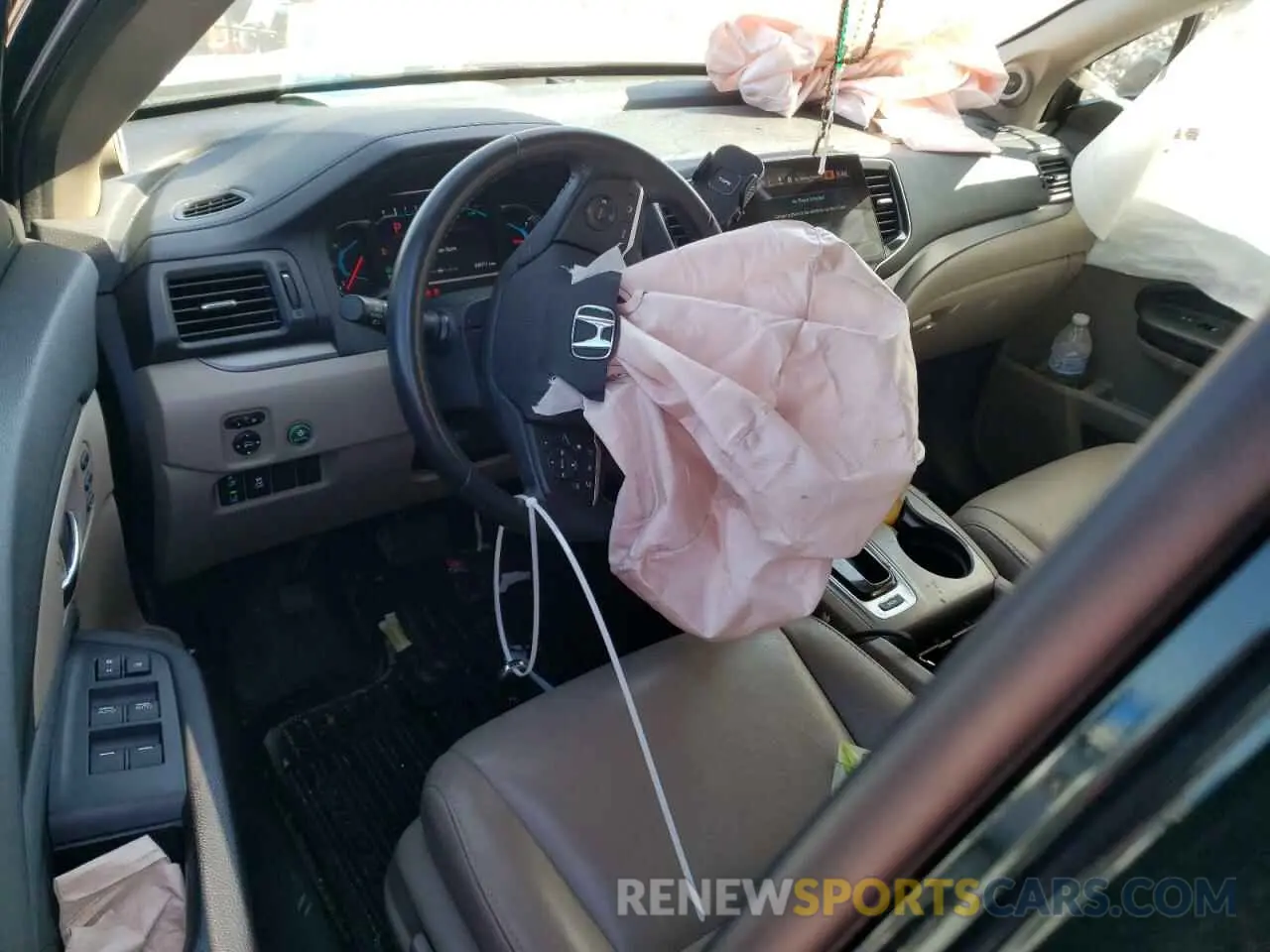 8 Photograph of a damaged car 5FNYF5H56LB012979 HONDA PILOT 2020