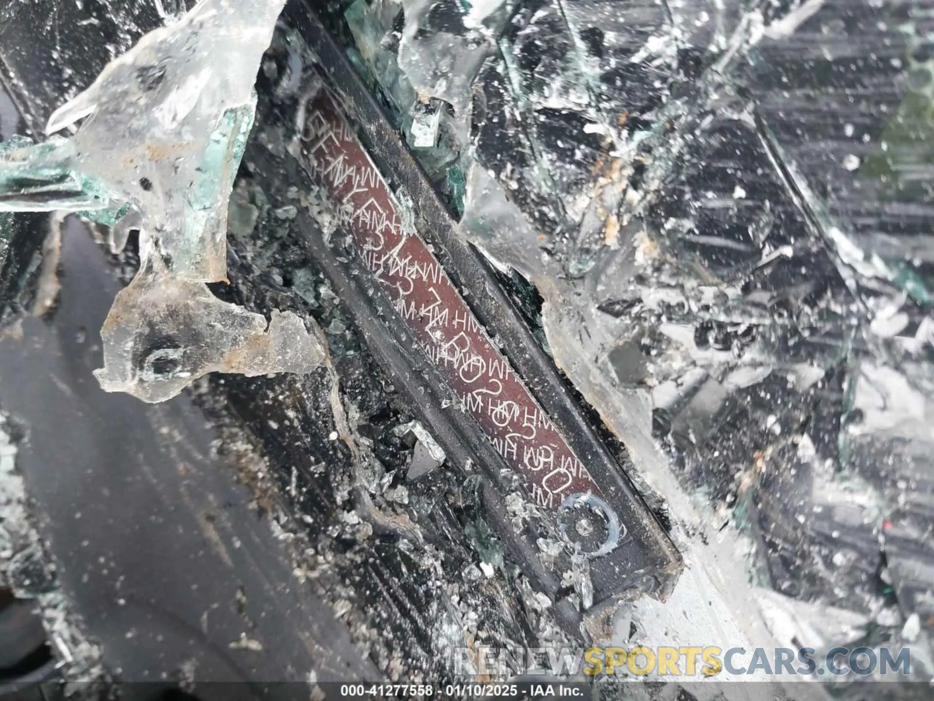 9 Photograph of a damaged car 5FNYF5H57LB026230 HONDA PILOT 2020